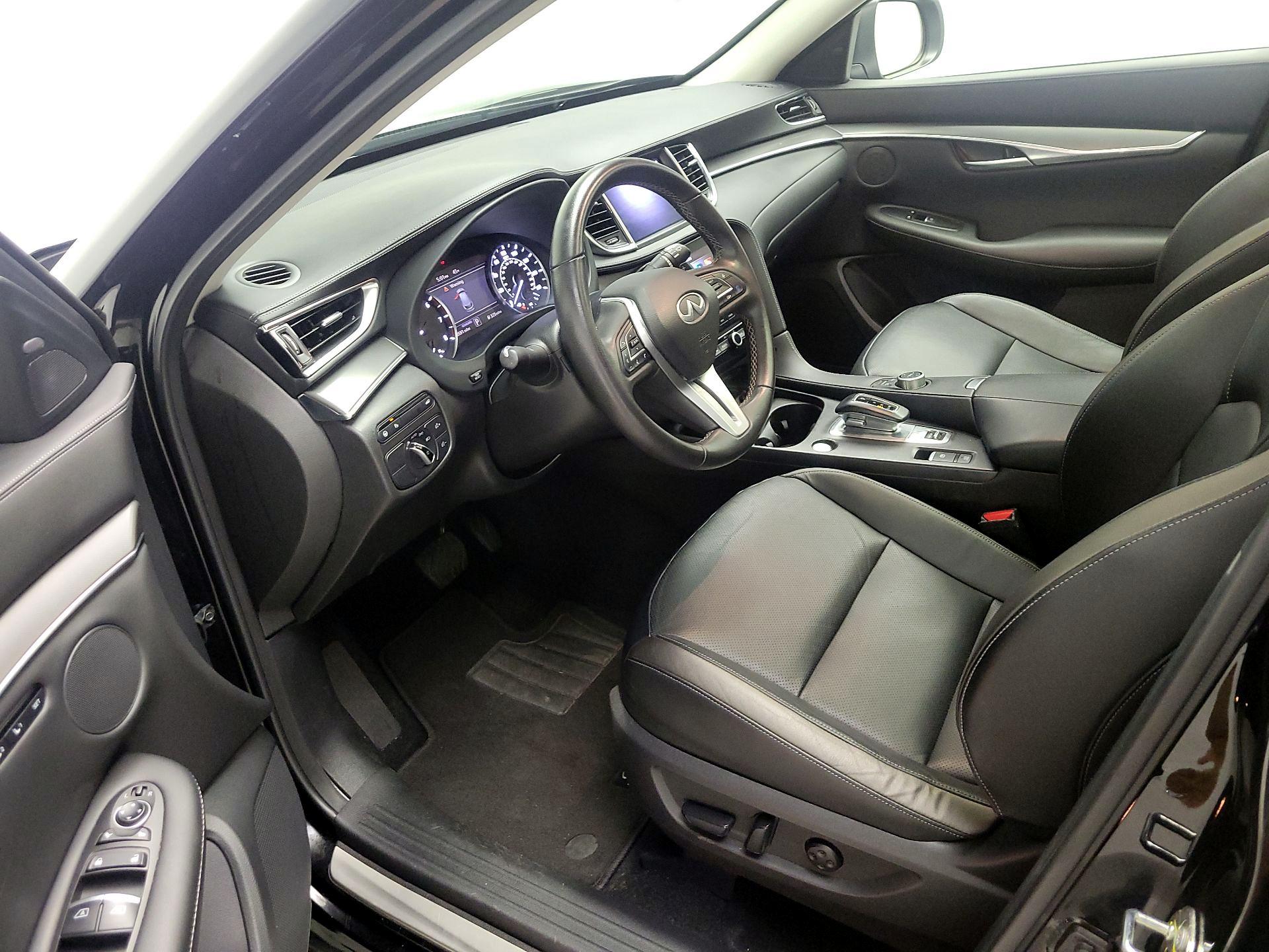 Thumbnail: 2024 INFINITI QX50 - 11