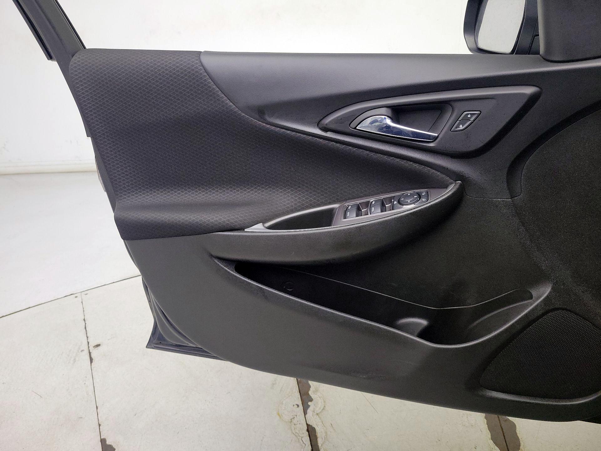 Thumbnail: 2023 Chevrolet Malibu - 12