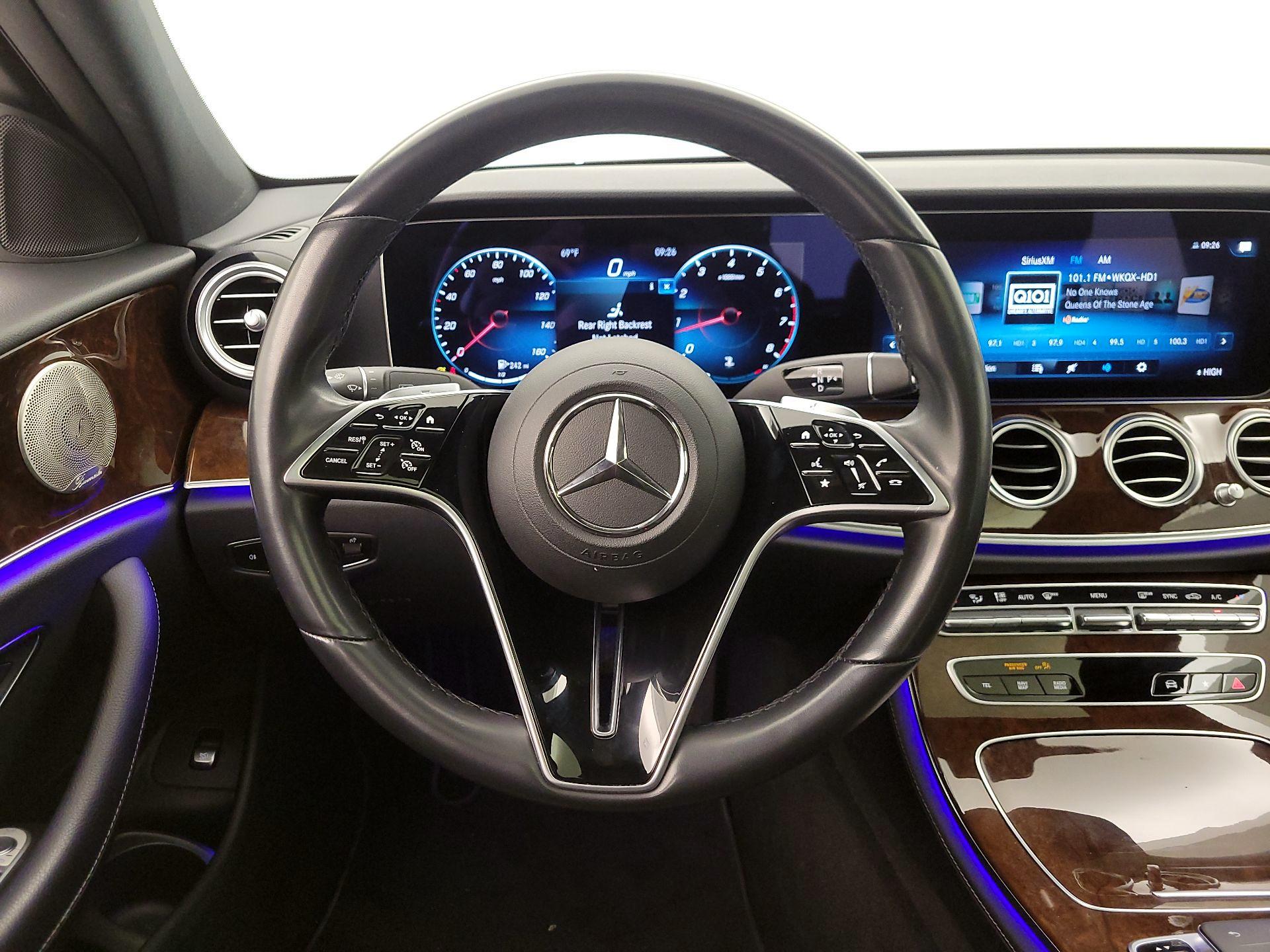 Thumbnail: 2022 Mercedes-Benz E-Class - 10