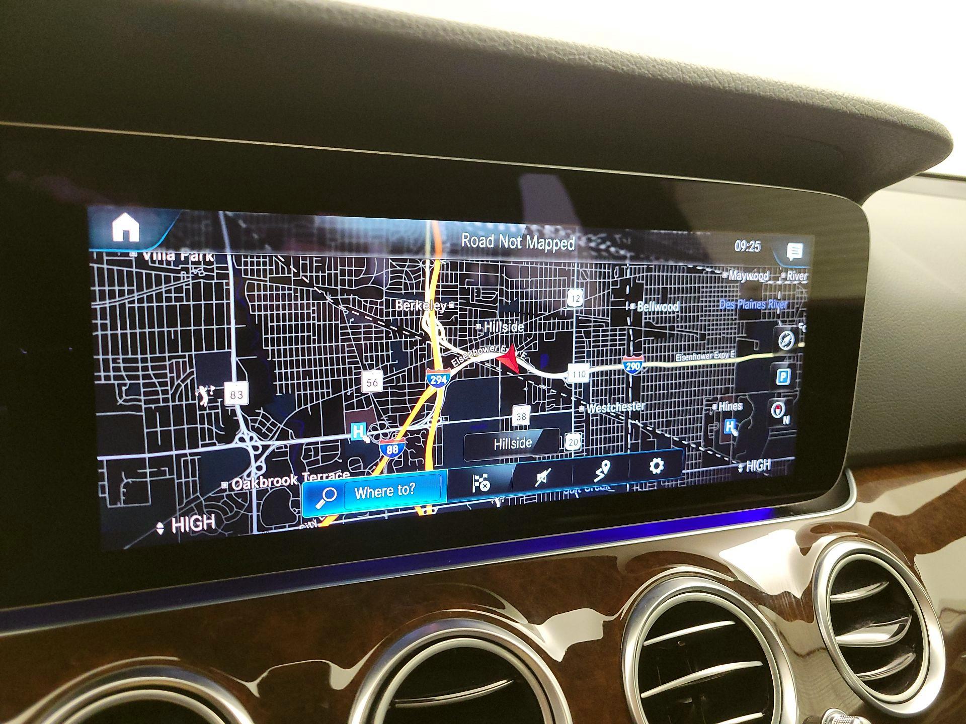 Thumbnail: 2022 Mercedes-Benz E-Class - 14