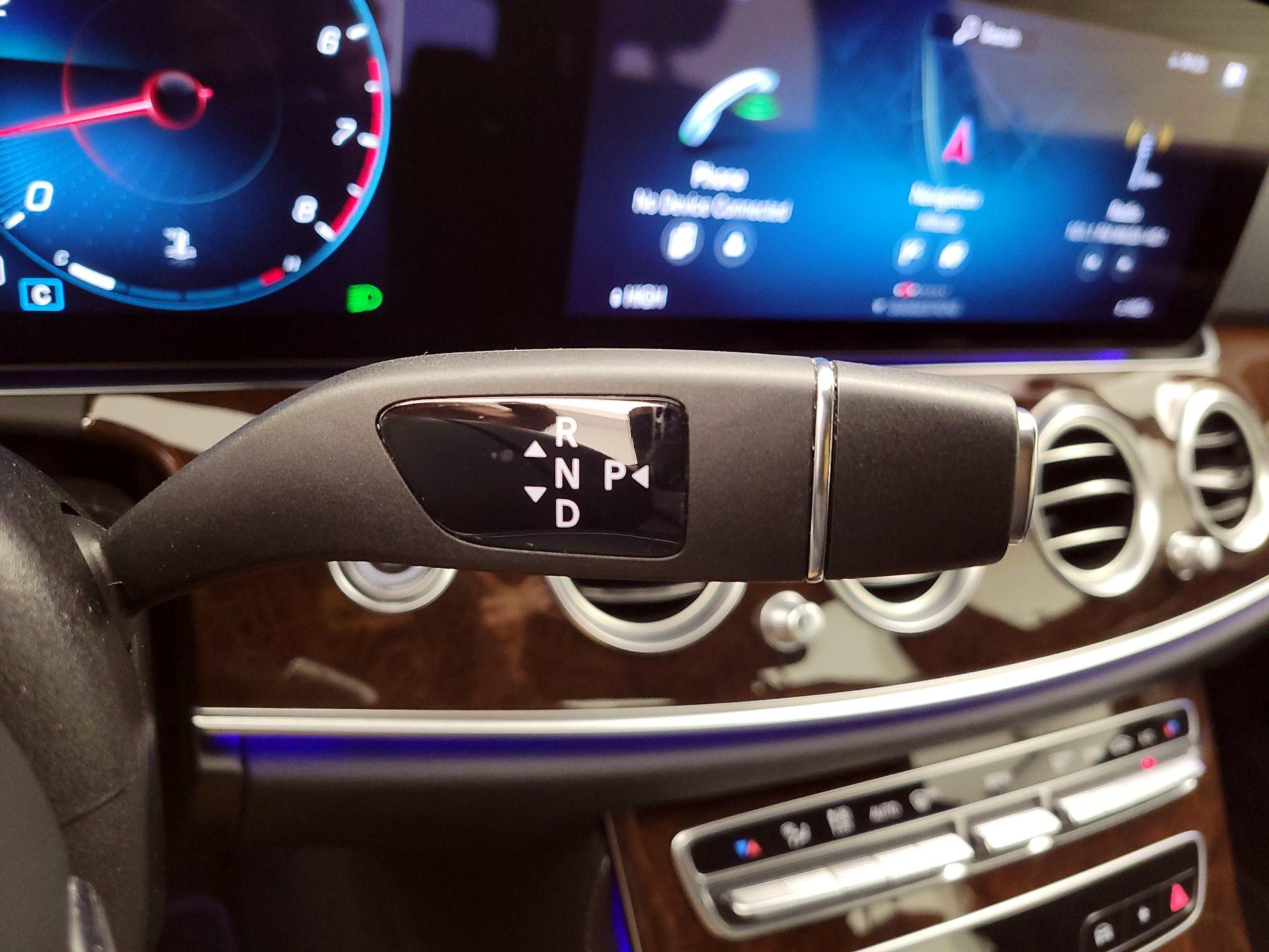 Thumbnail: 2022 Mercedes-Benz E-Class - 18