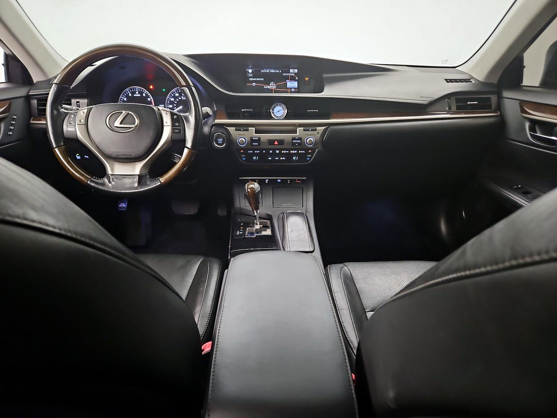 Thumbnail: 2014 Lexus ES - 9