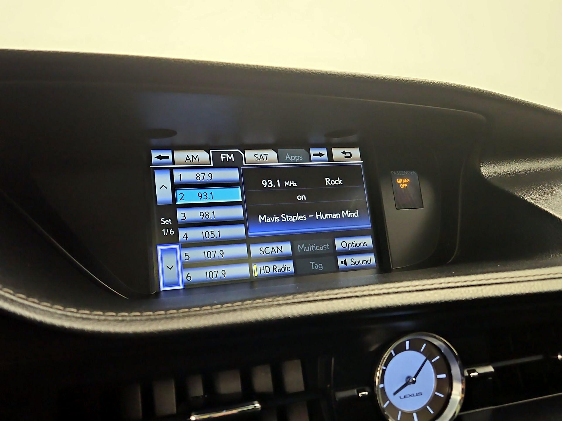 Thumbnail: 2014 Lexus ES - 16