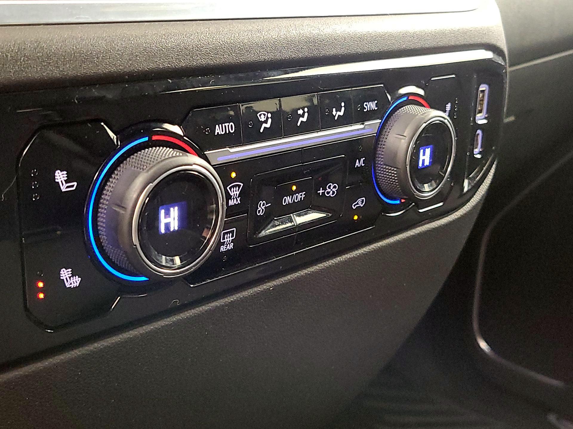 Thumbnail: 2022 Chevrolet Silverado 1500 - 17