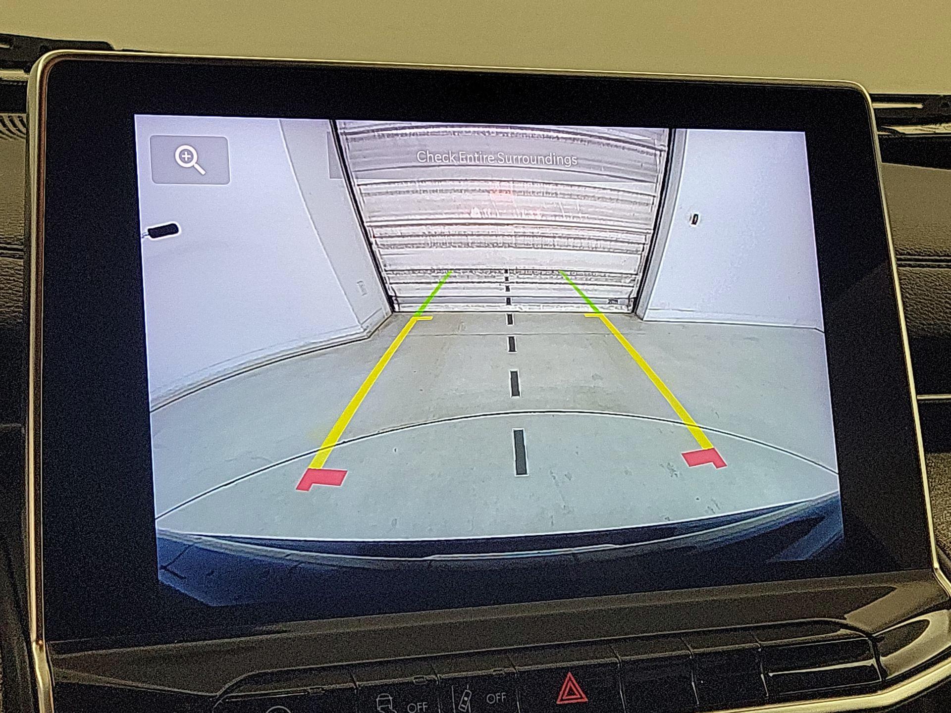 Thumbnail: 2022 Jeep Compass - 14