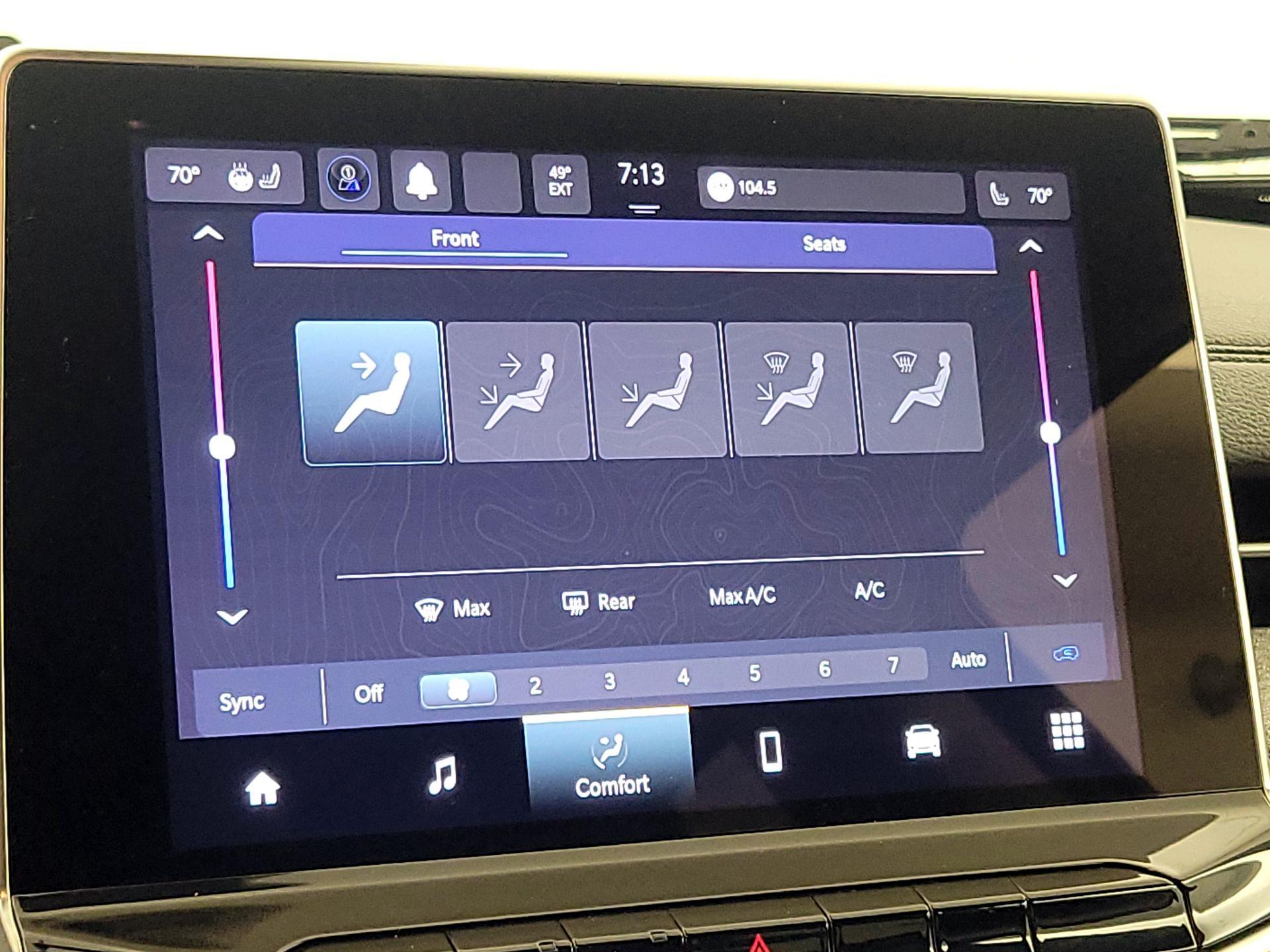 Thumbnail: 2022 Jeep Compass - 16