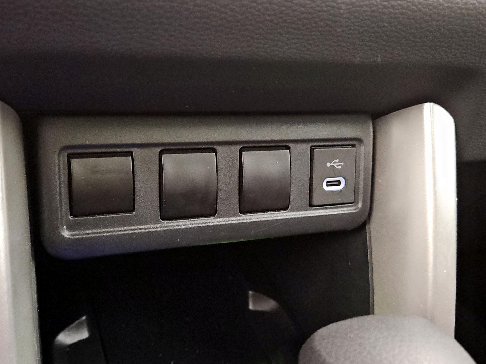 Thumbnail: 2024 Toyota Corolla Cross - 18