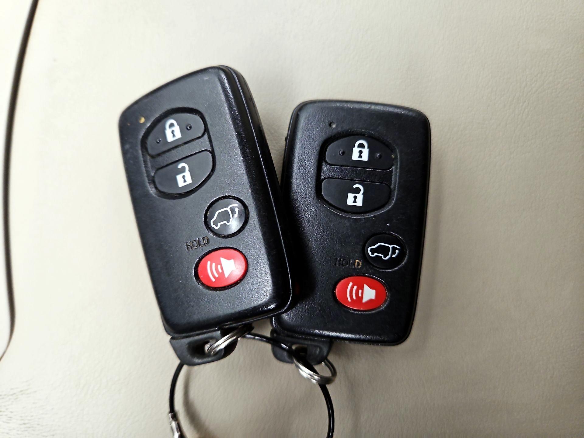 Thumbnail: 2014 Toyota Venza - 20