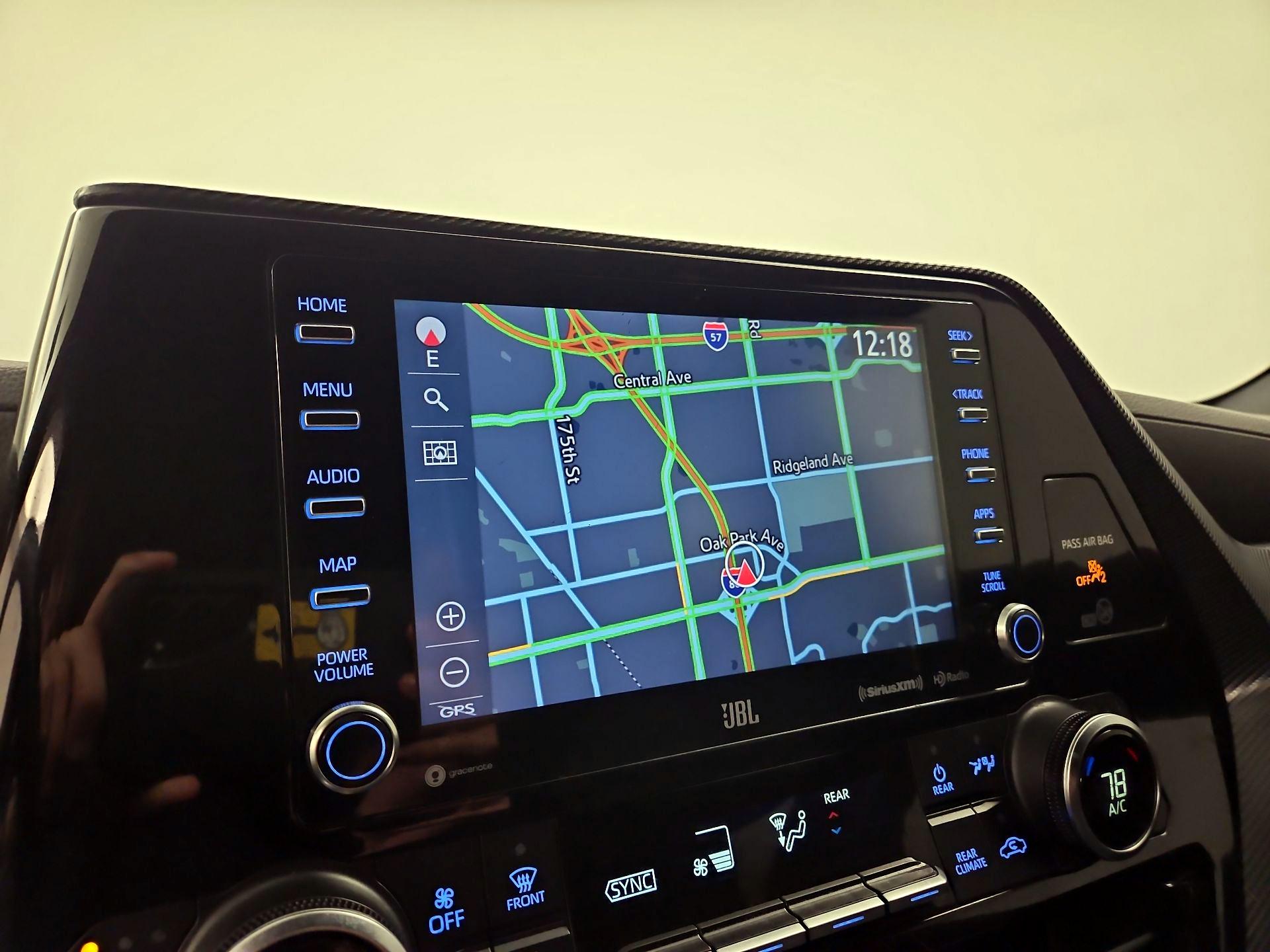 Thumbnail: 2021 Toyota Highlander - 14