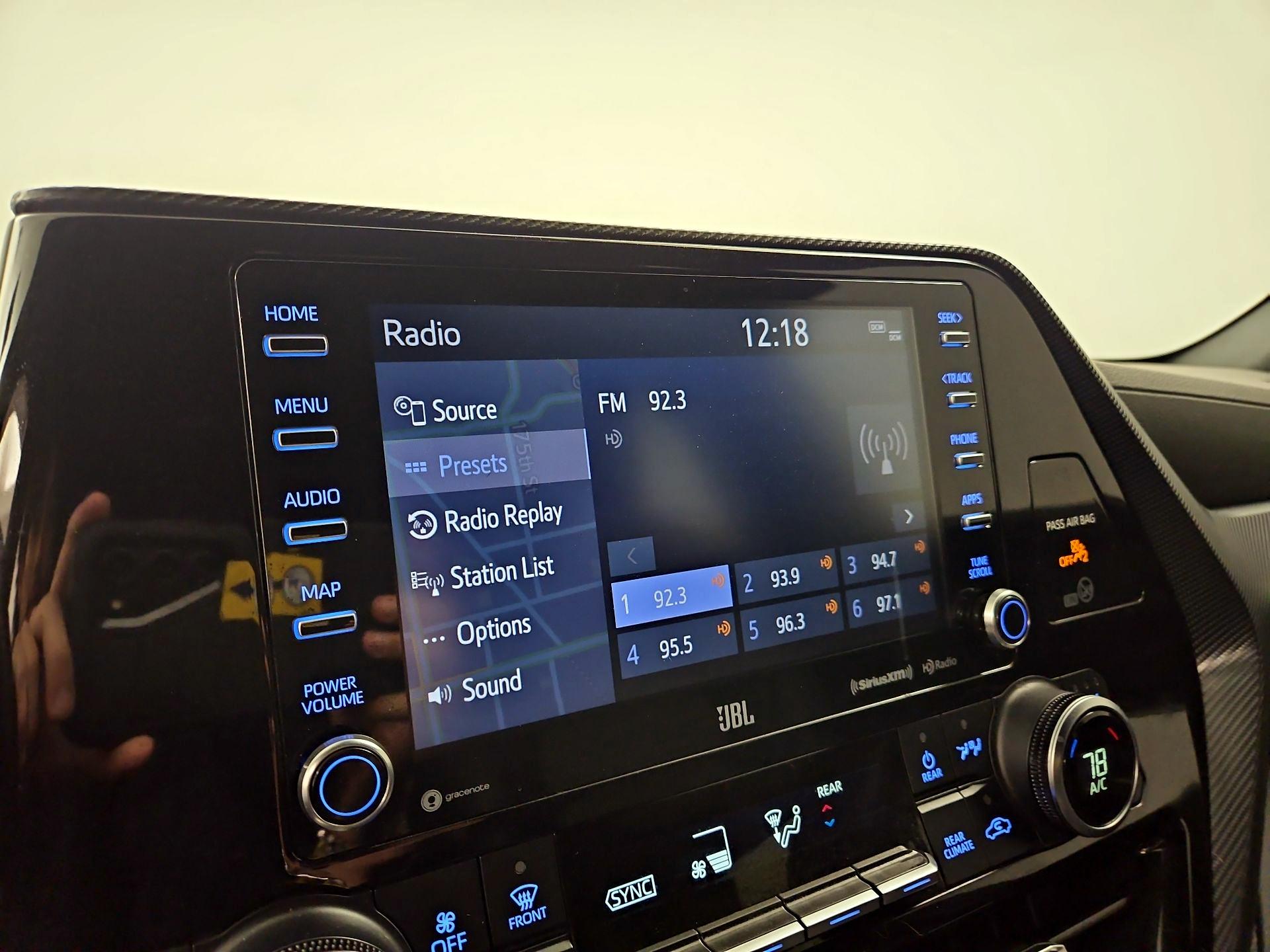 Thumbnail: 2021 Toyota Highlander - 16