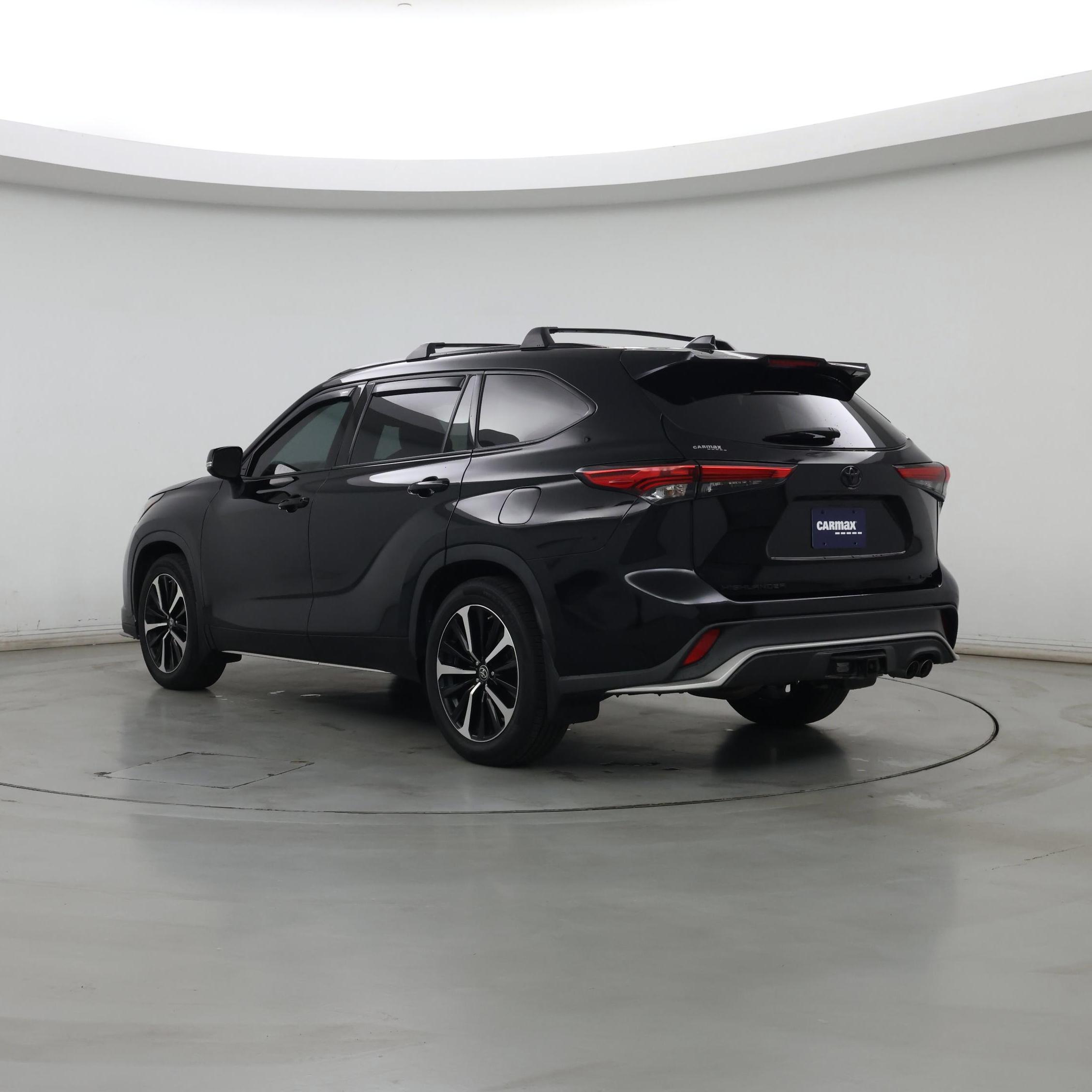 Thumbnail: 2021 Toyota Highlander - 2