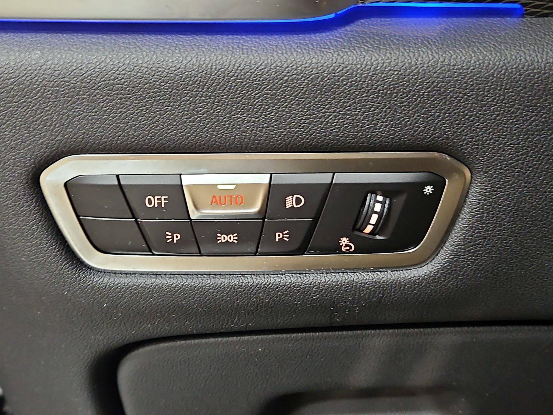 Thumbnail: 2023 BMW X6 - 13