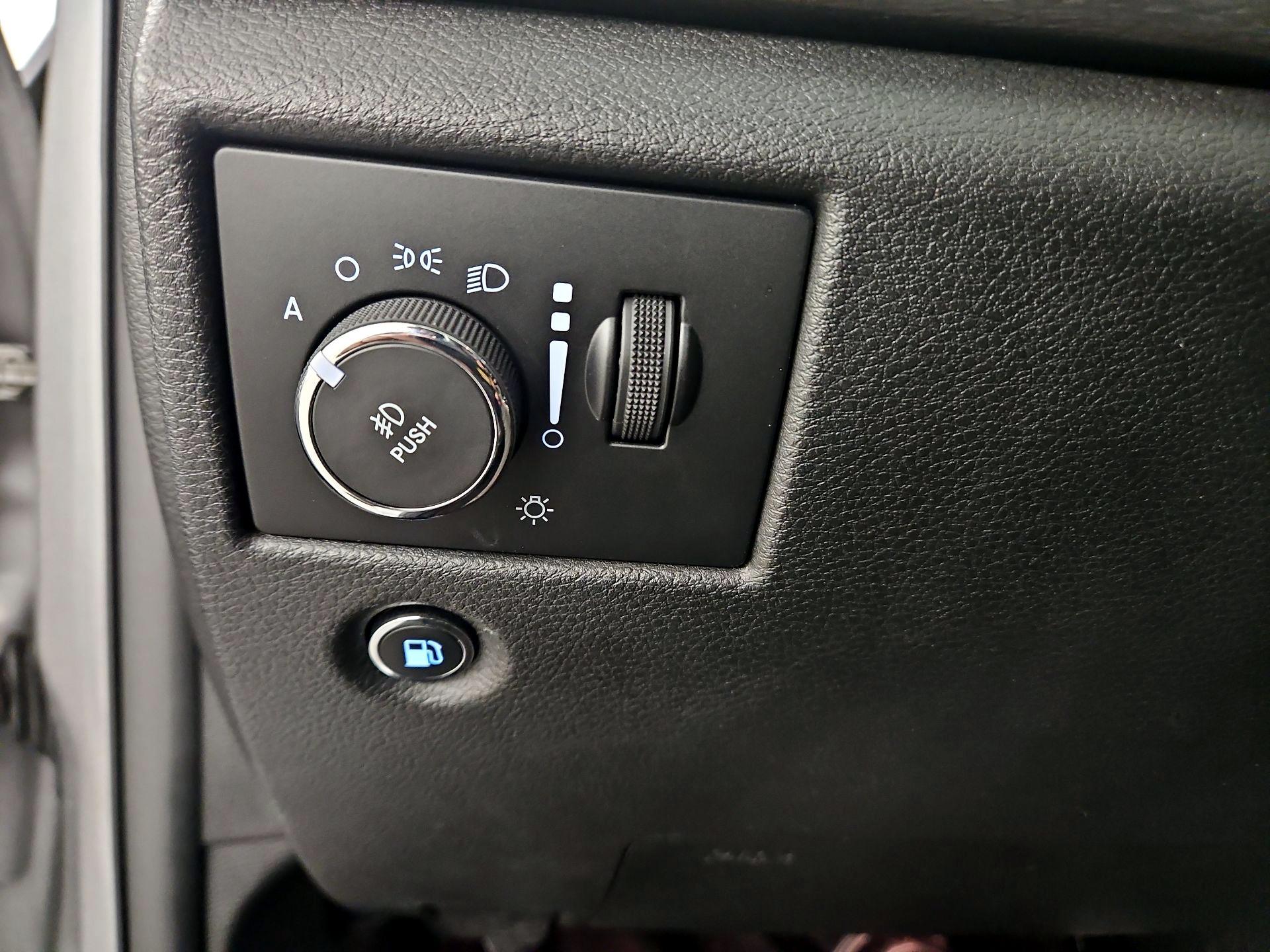 Thumbnail: 2018 Jeep Grand Cherokee - 13