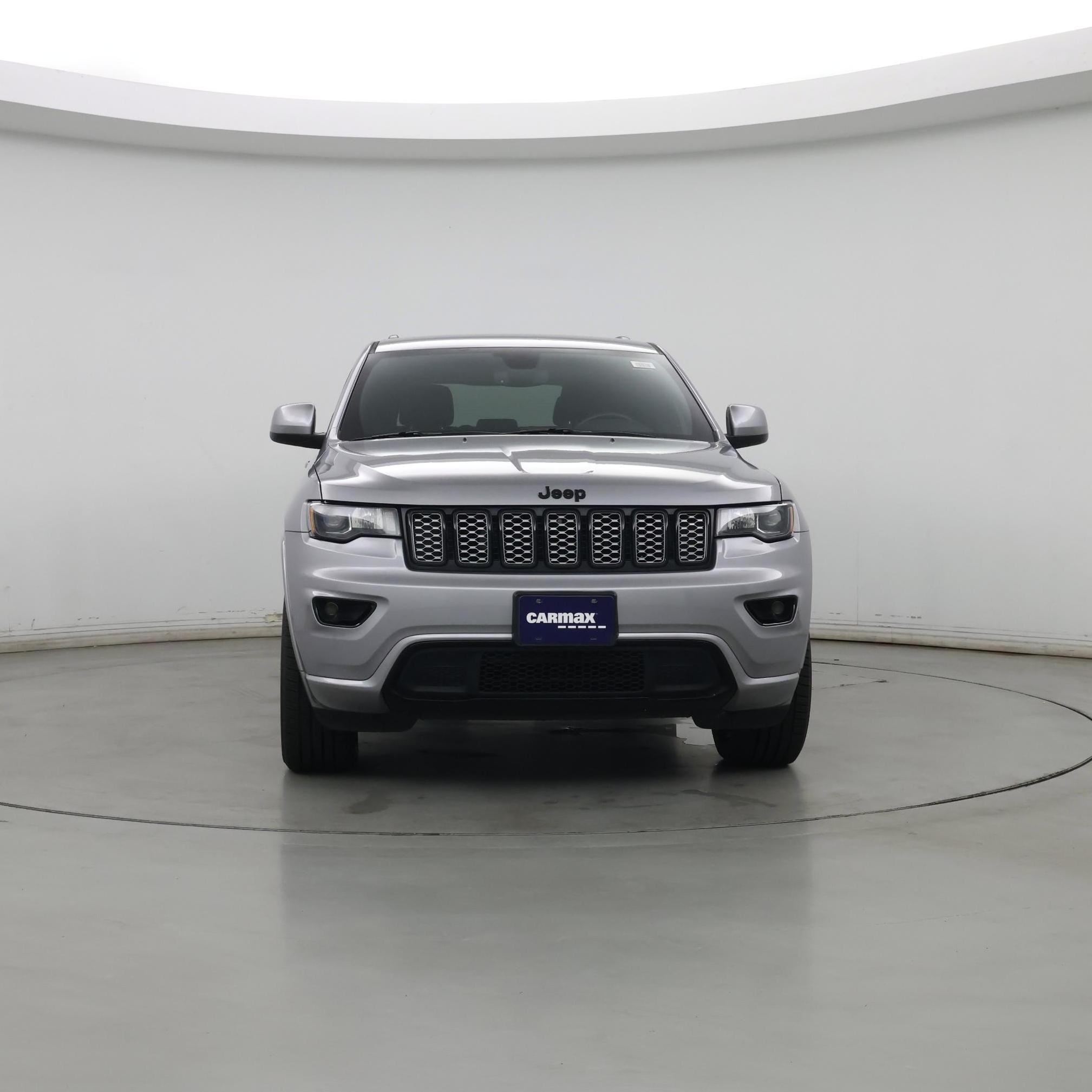 Thumbnail: 2018 Jeep Grand Cherokee - 5