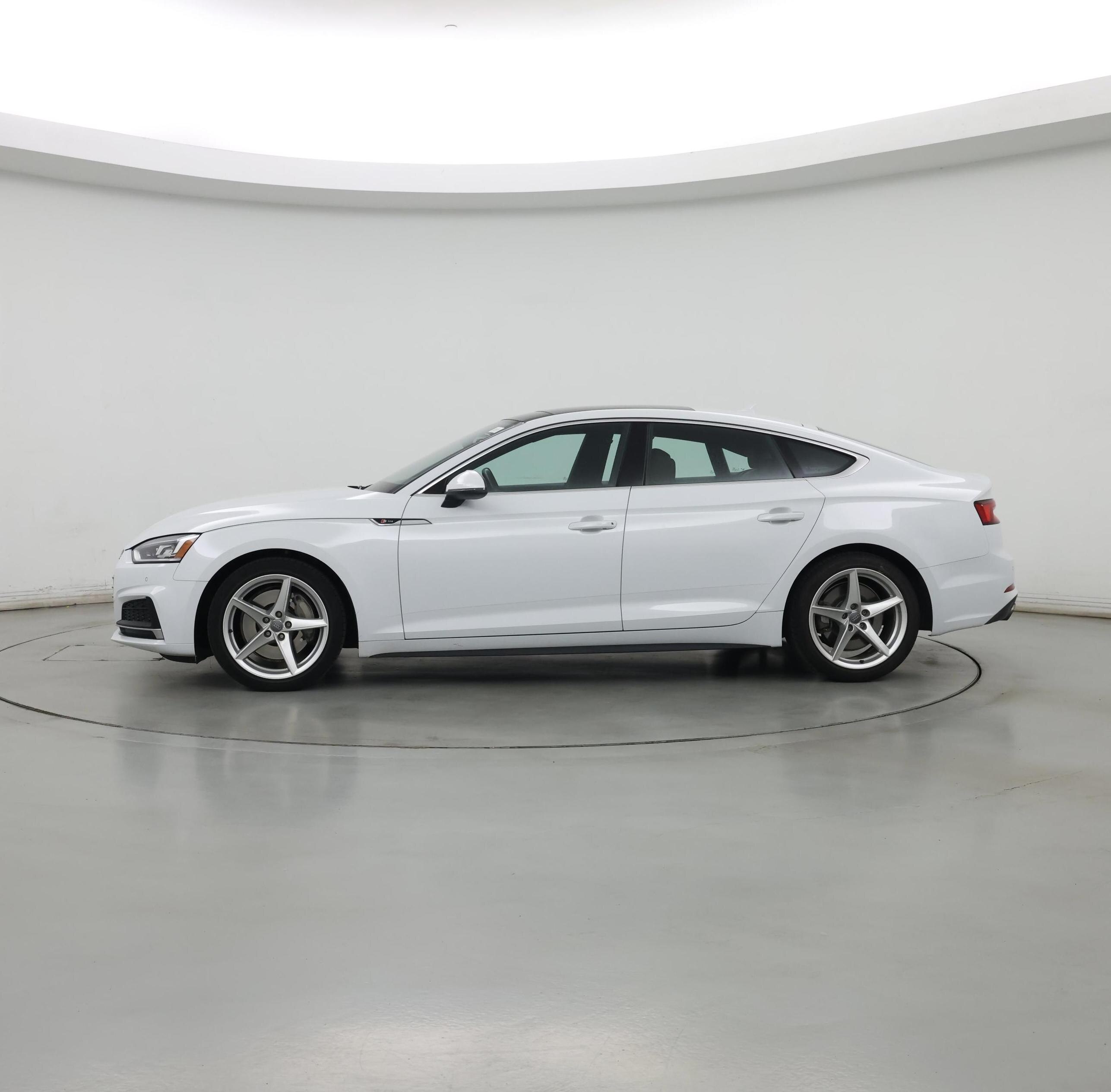 Thumbnail: 2019 Audi A5 - 3