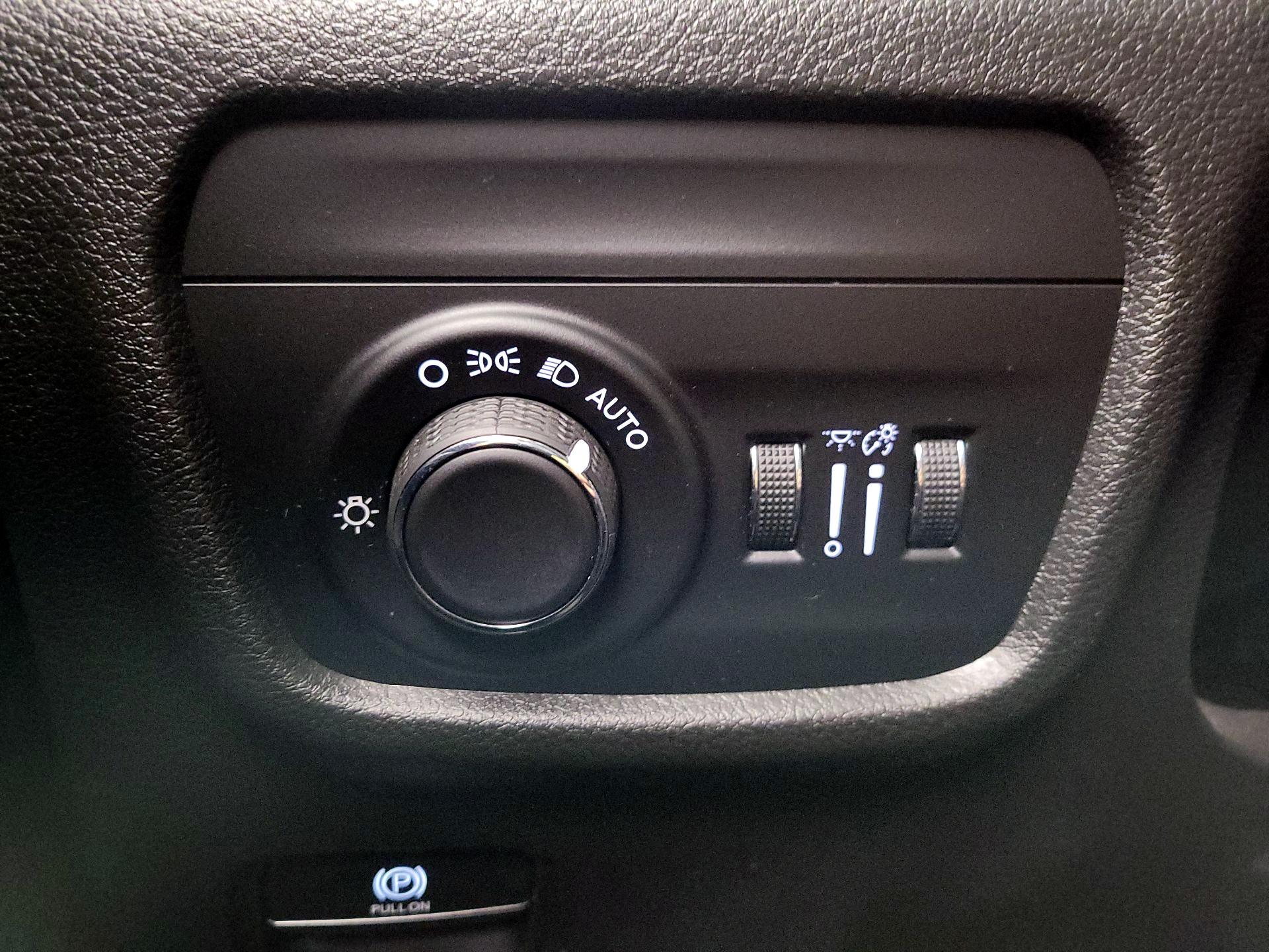 Thumbnail: 2023 Jeep Grand Cherokee - 13