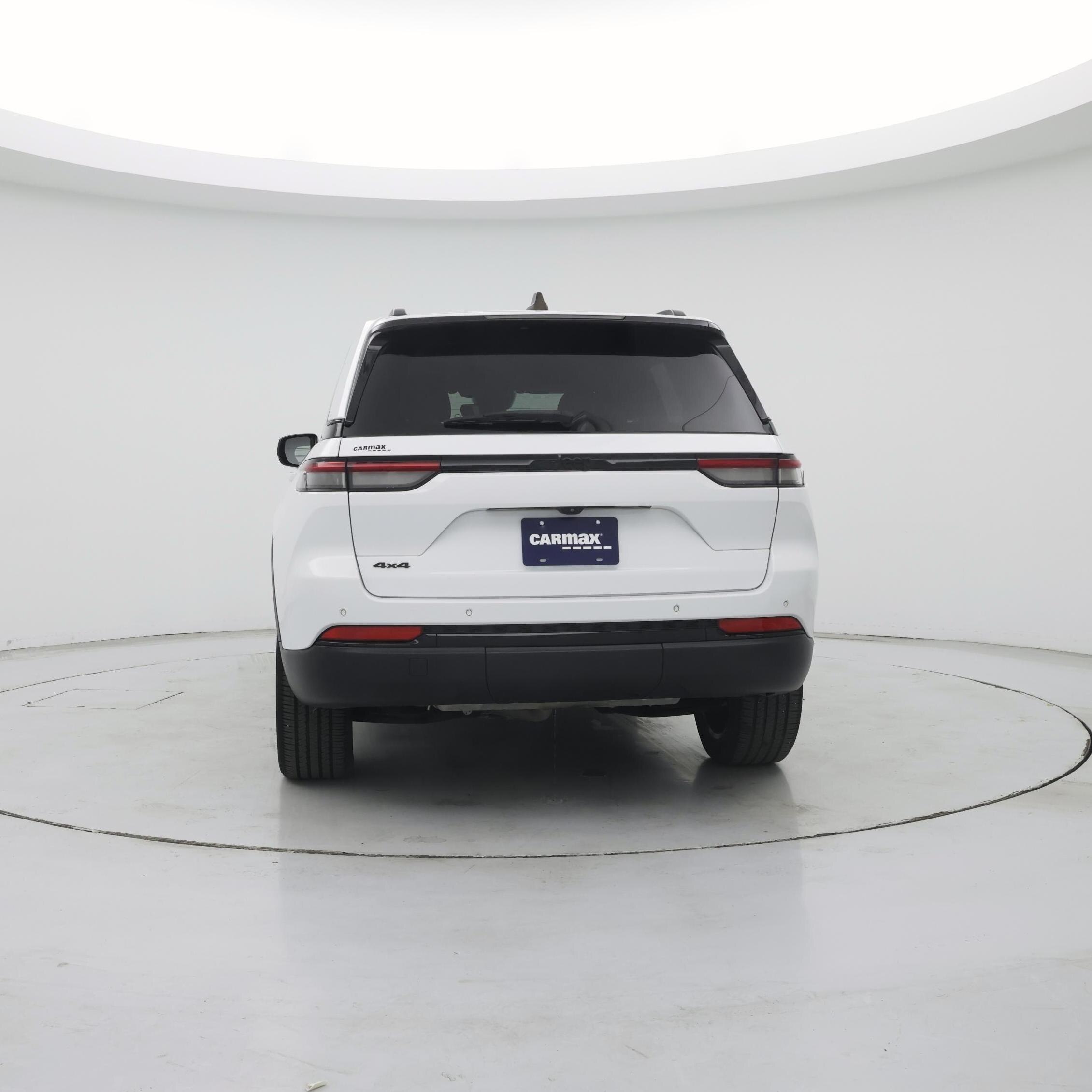 Thumbnail: 2023 Jeep Grand Cherokee - 6