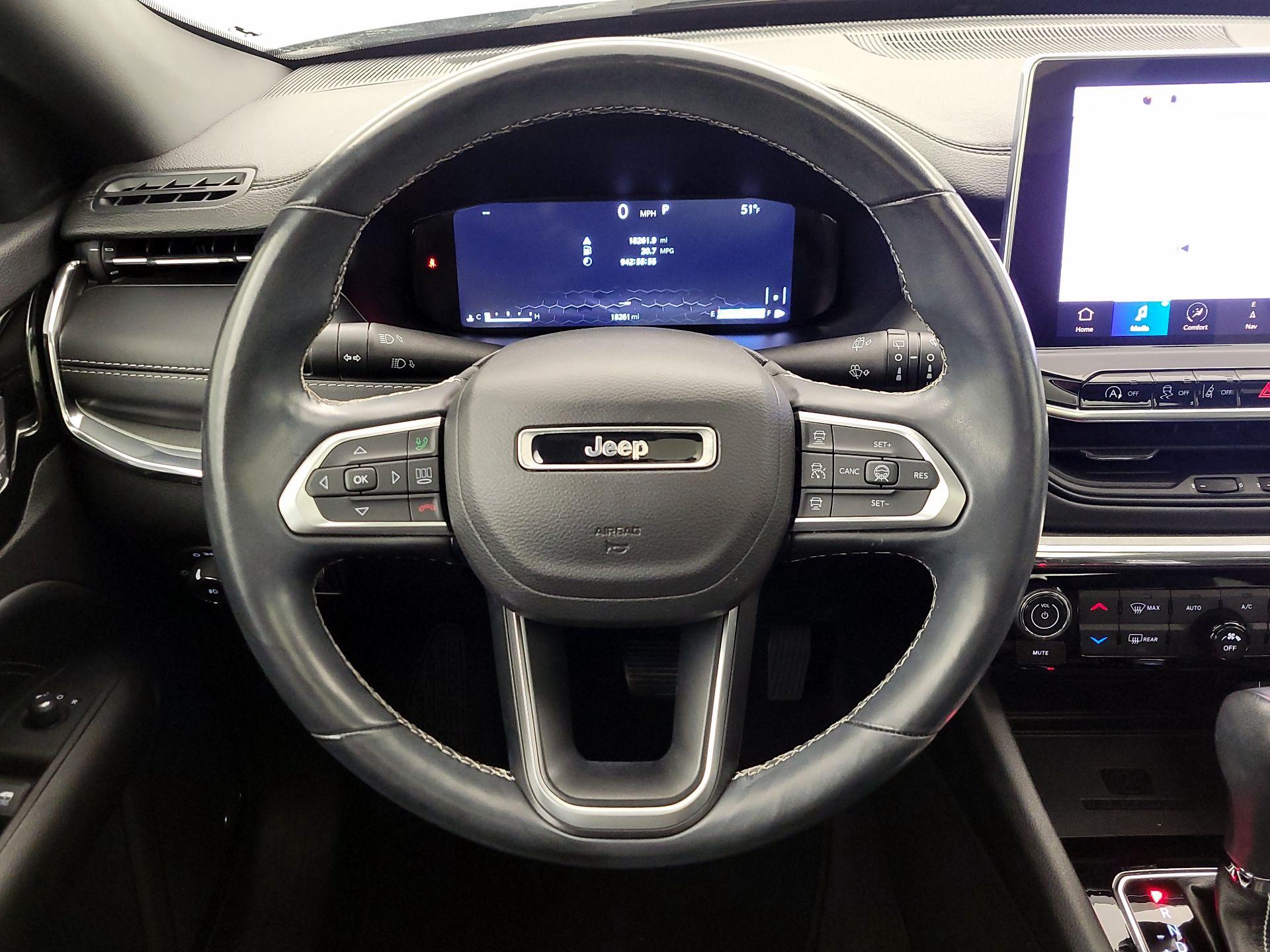 Thumbnail: 2022 Jeep Compass - 10