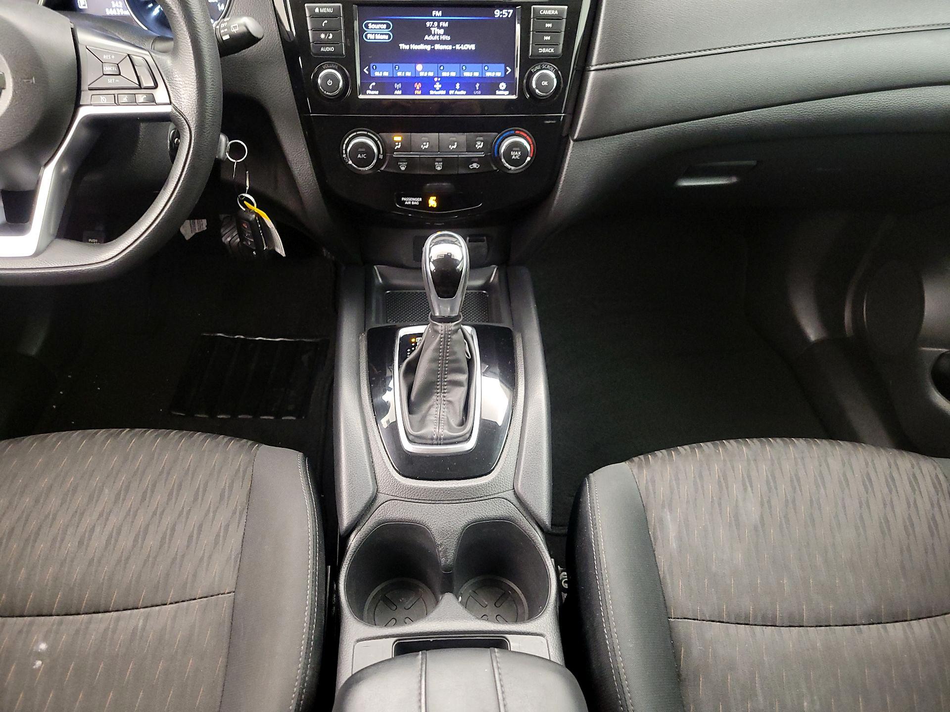 Thumbnail: 2020 Nissan Rogue - 17