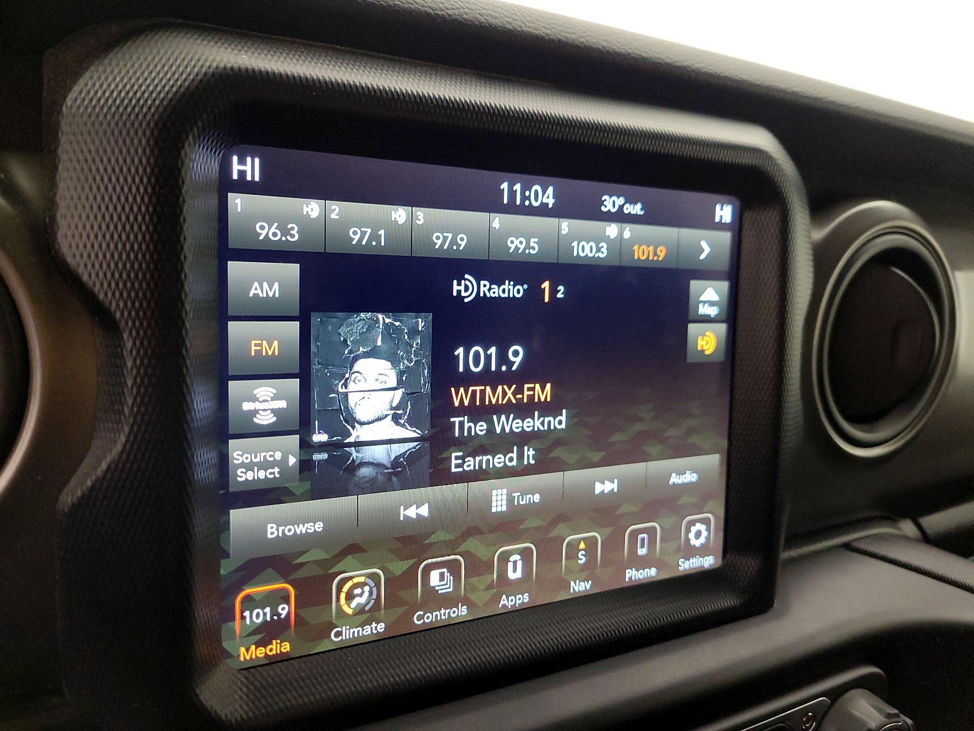 Thumbnail: 2022 Jeep Gladiator - 16