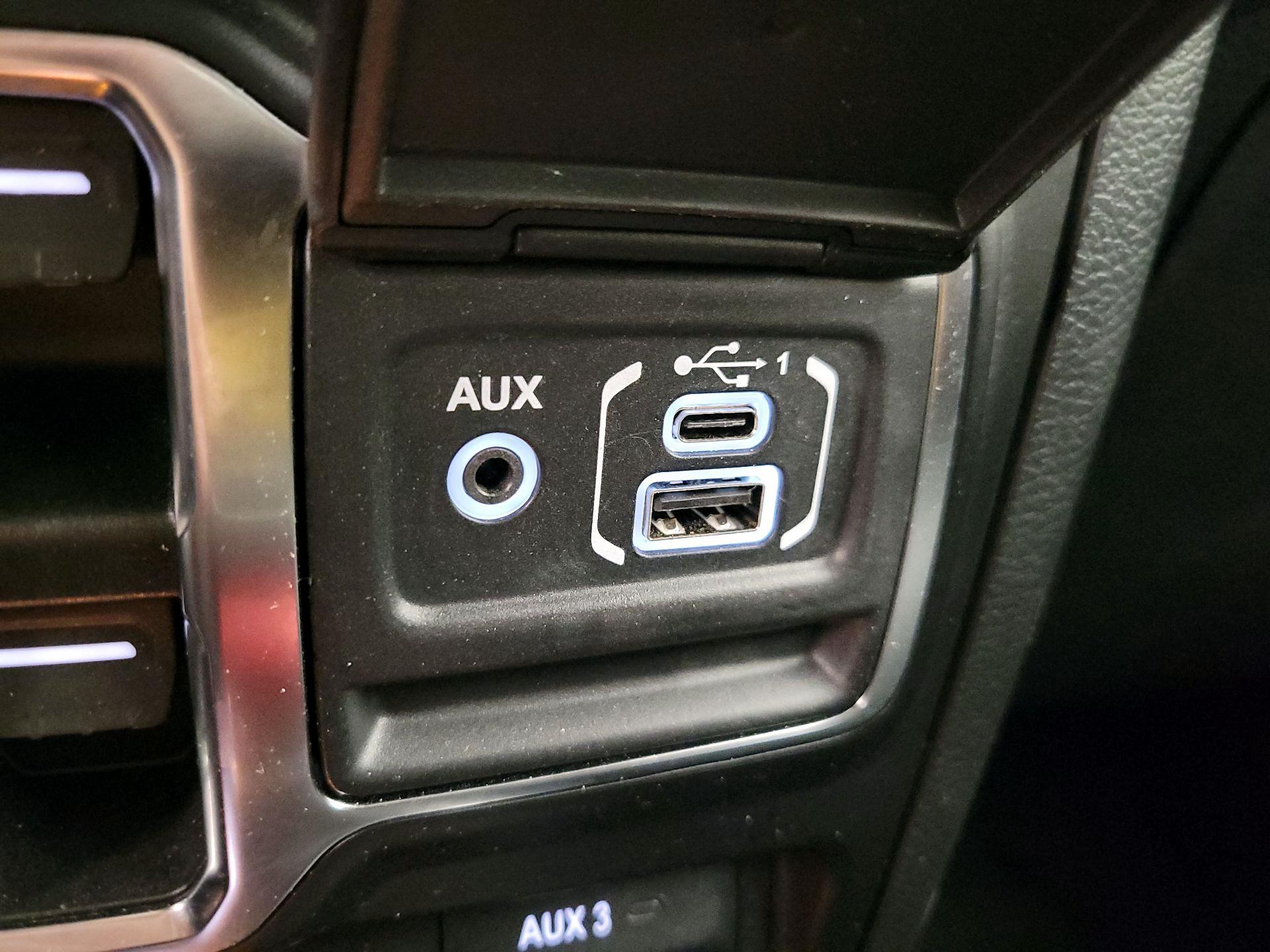 Thumbnail: 2022 Jeep Gladiator - 19