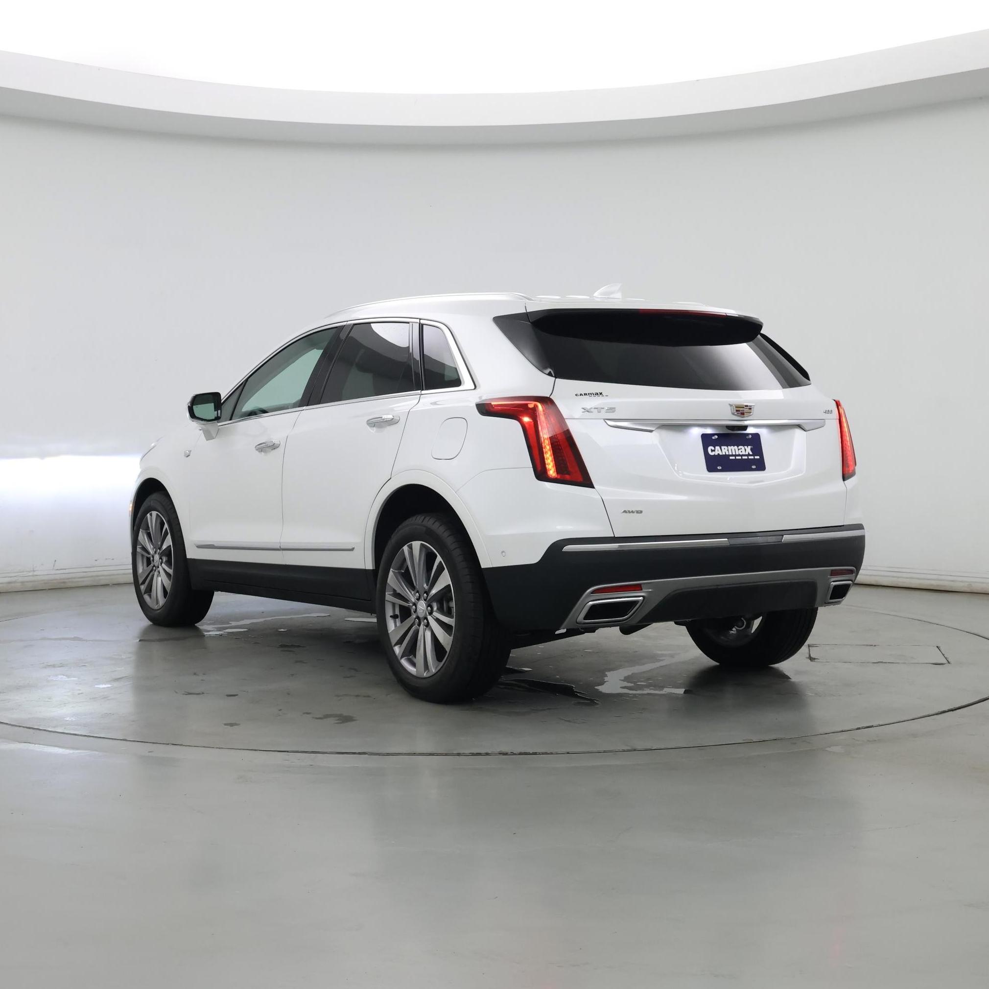 Thumbnail: 2023 Cadillac XT5 - 2