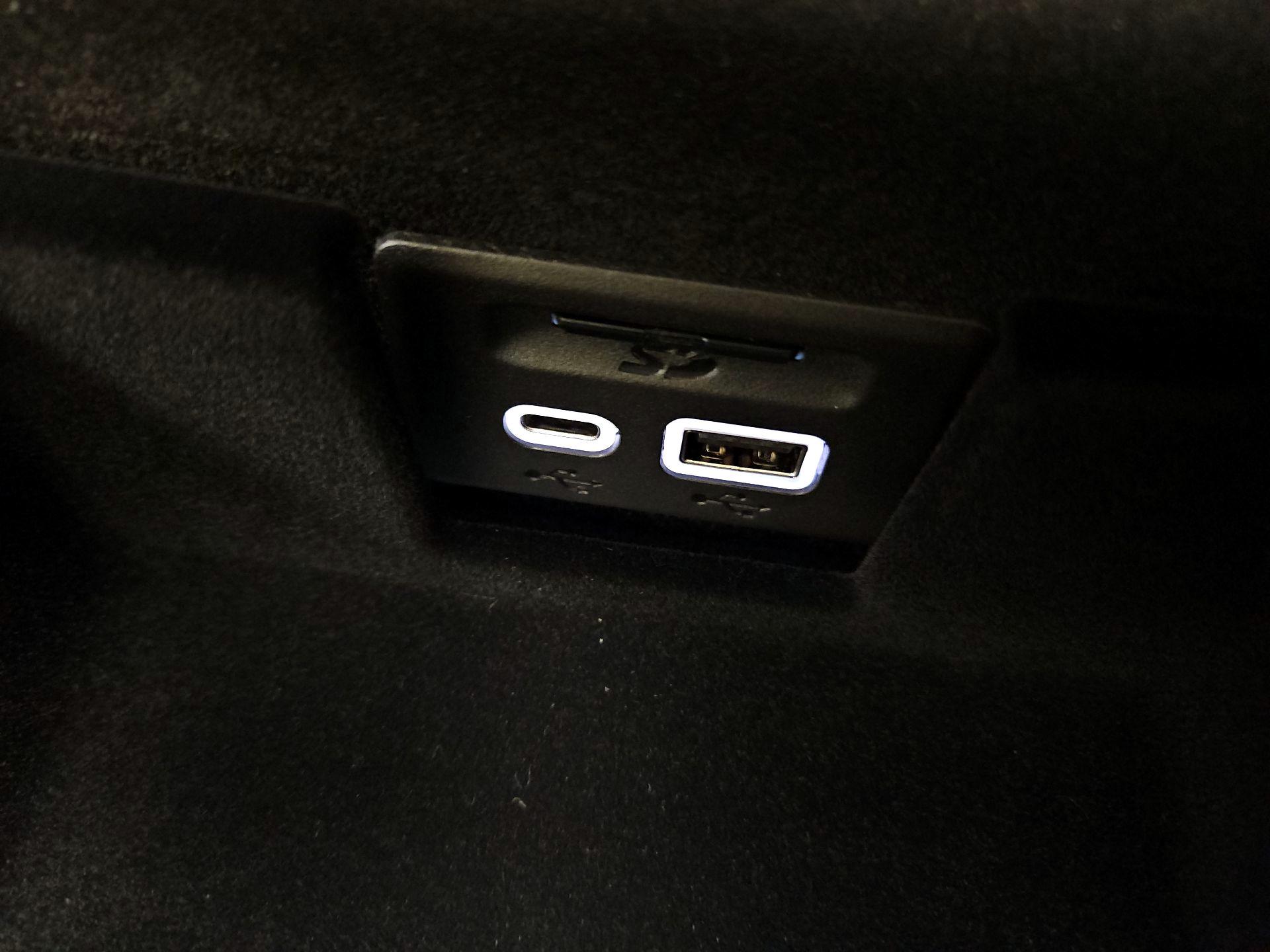 Thumbnail: 2023 Cadillac XT5 - 19