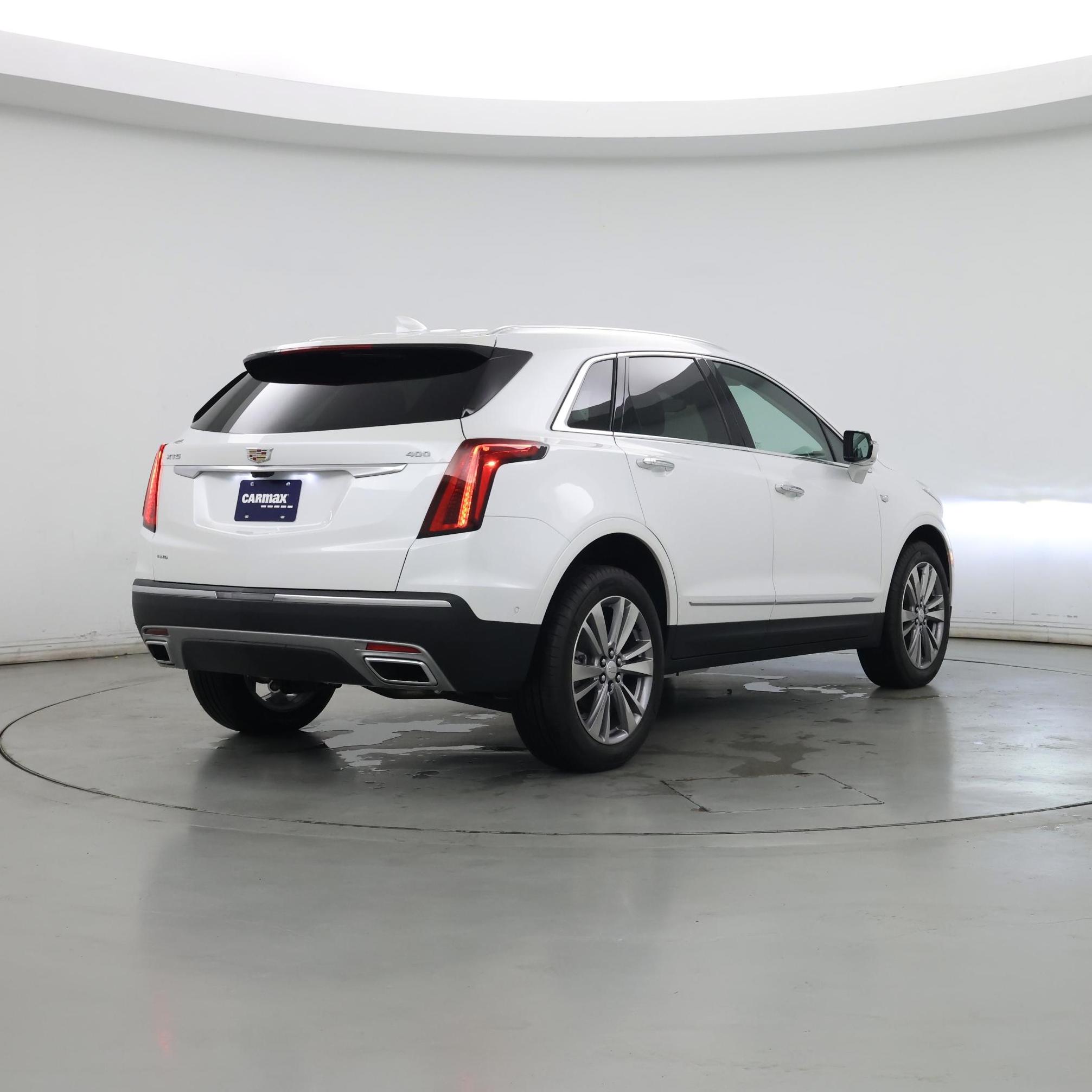 Thumbnail: 2023 Cadillac XT5 - 8