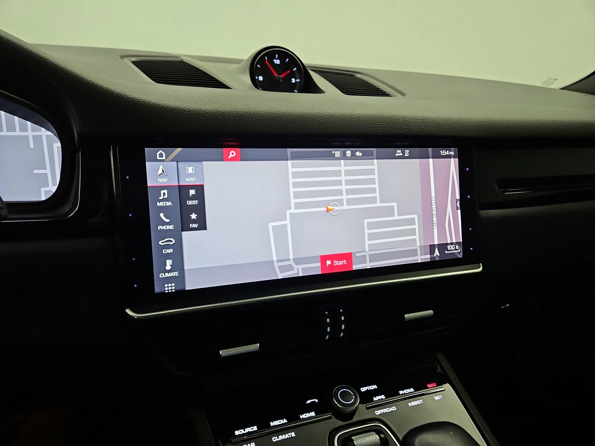 Thumbnail: 2021 Porsche Cayenne - 14