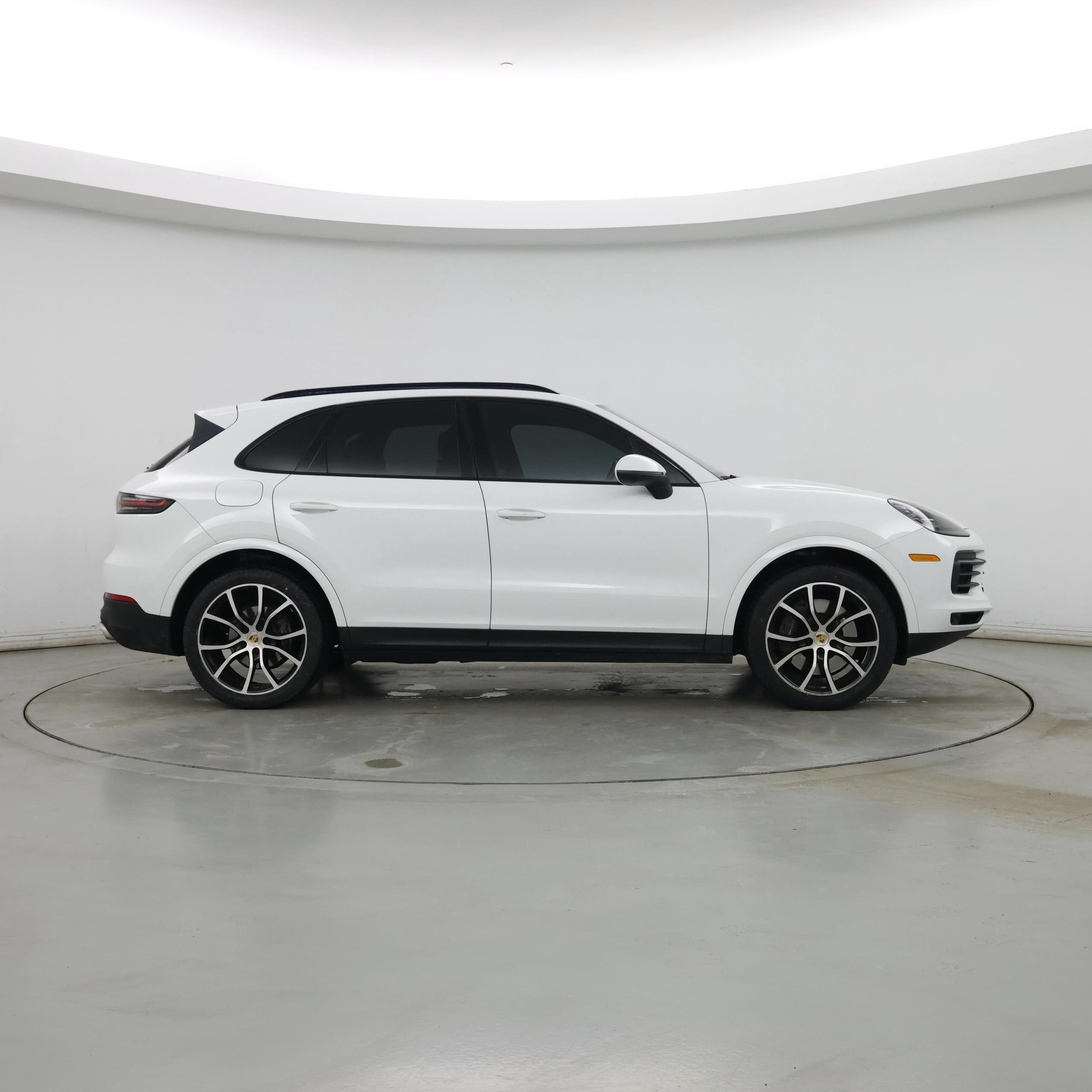 Thumbnail: 2021 Porsche Cayenne - 7