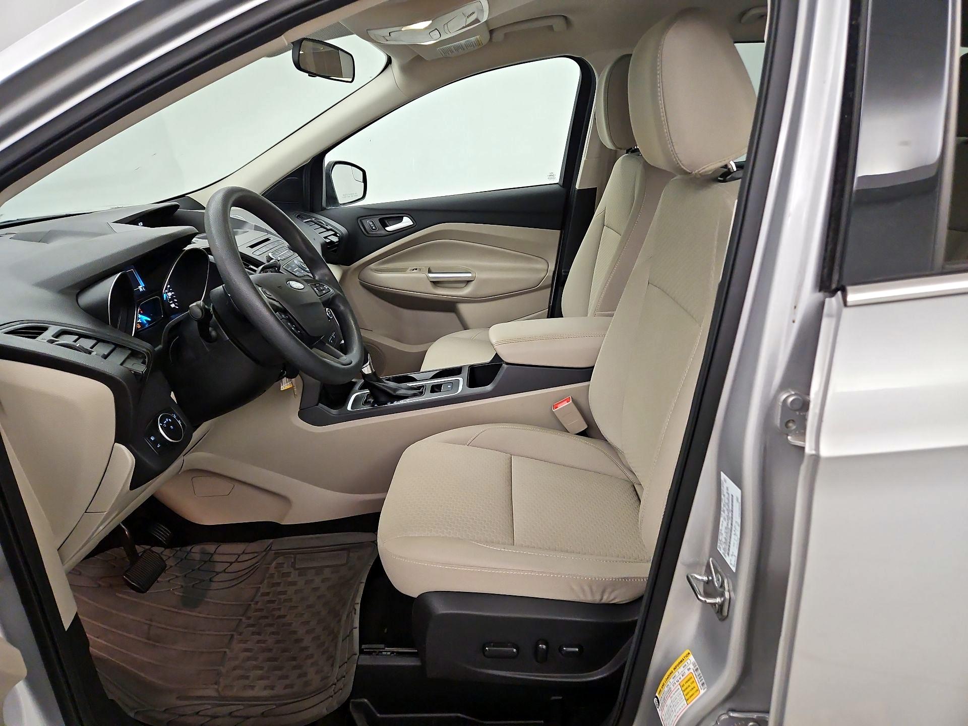 Thumbnail: 2017 Ford Escape - 11