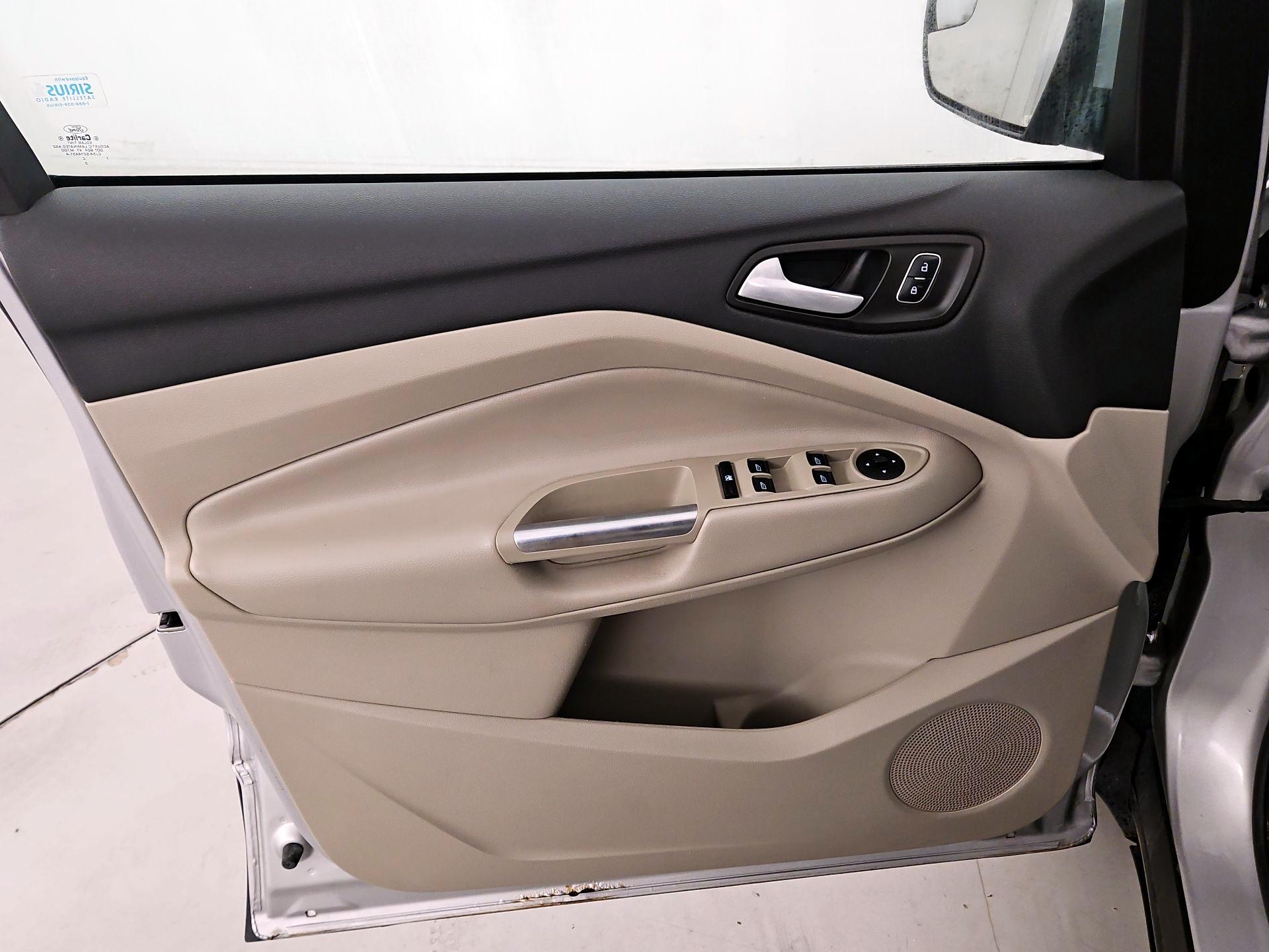 Thumbnail: 2017 Ford Escape - 12