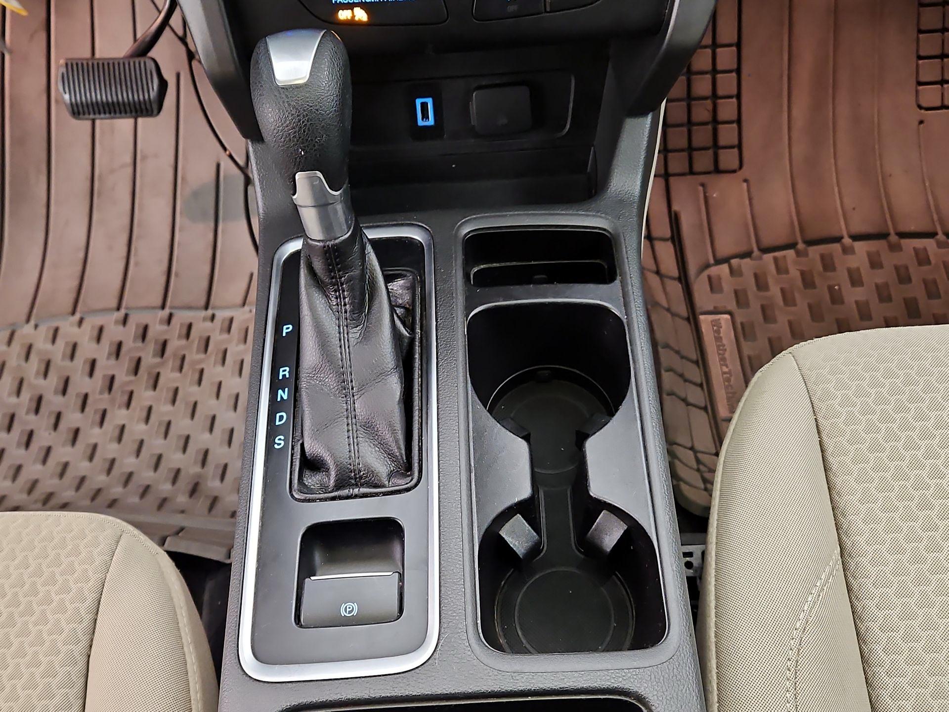 Thumbnail: 2017 Ford Escape - 17