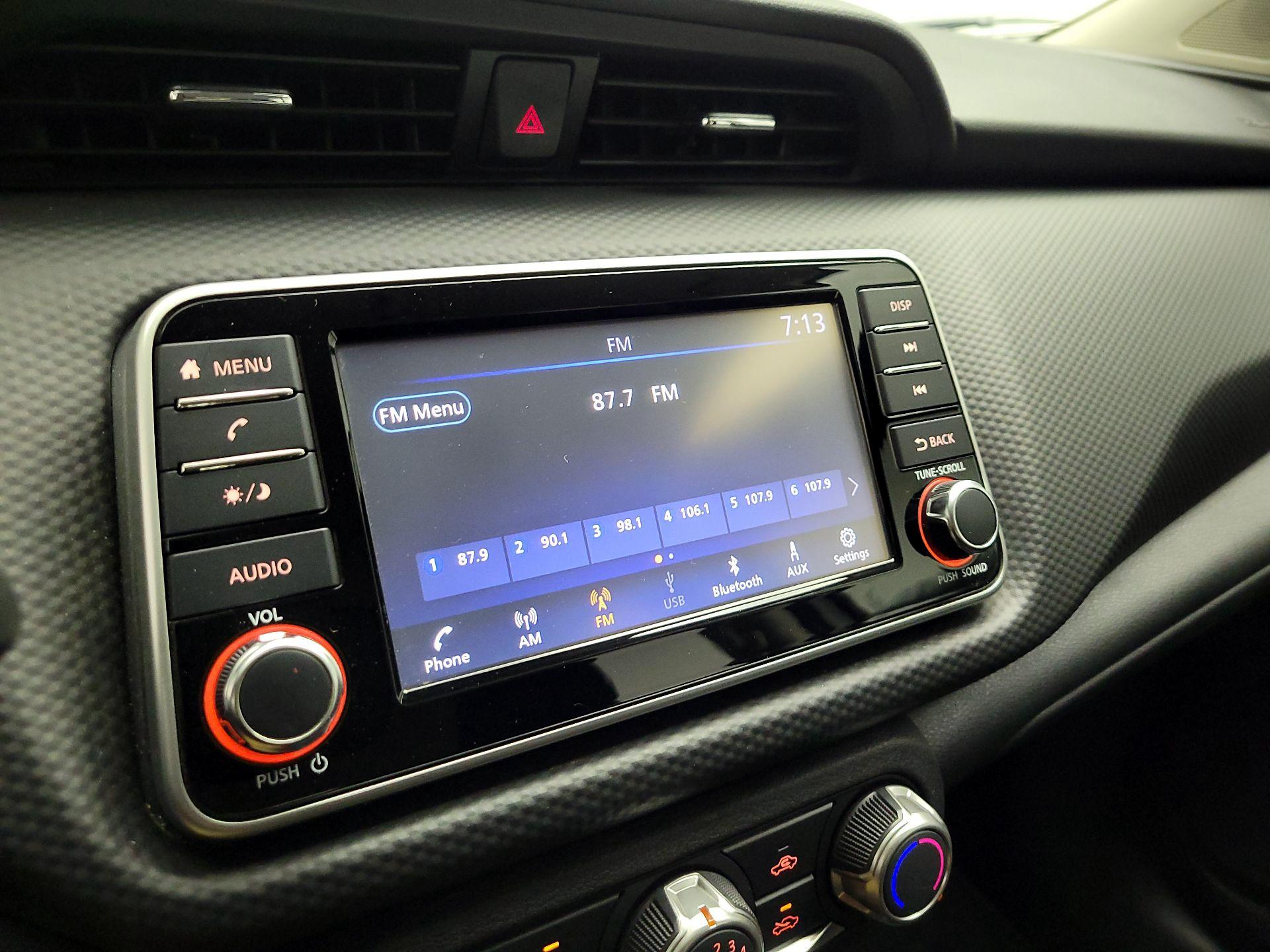 Thumbnail: 2022 Nissan Kicks - 15