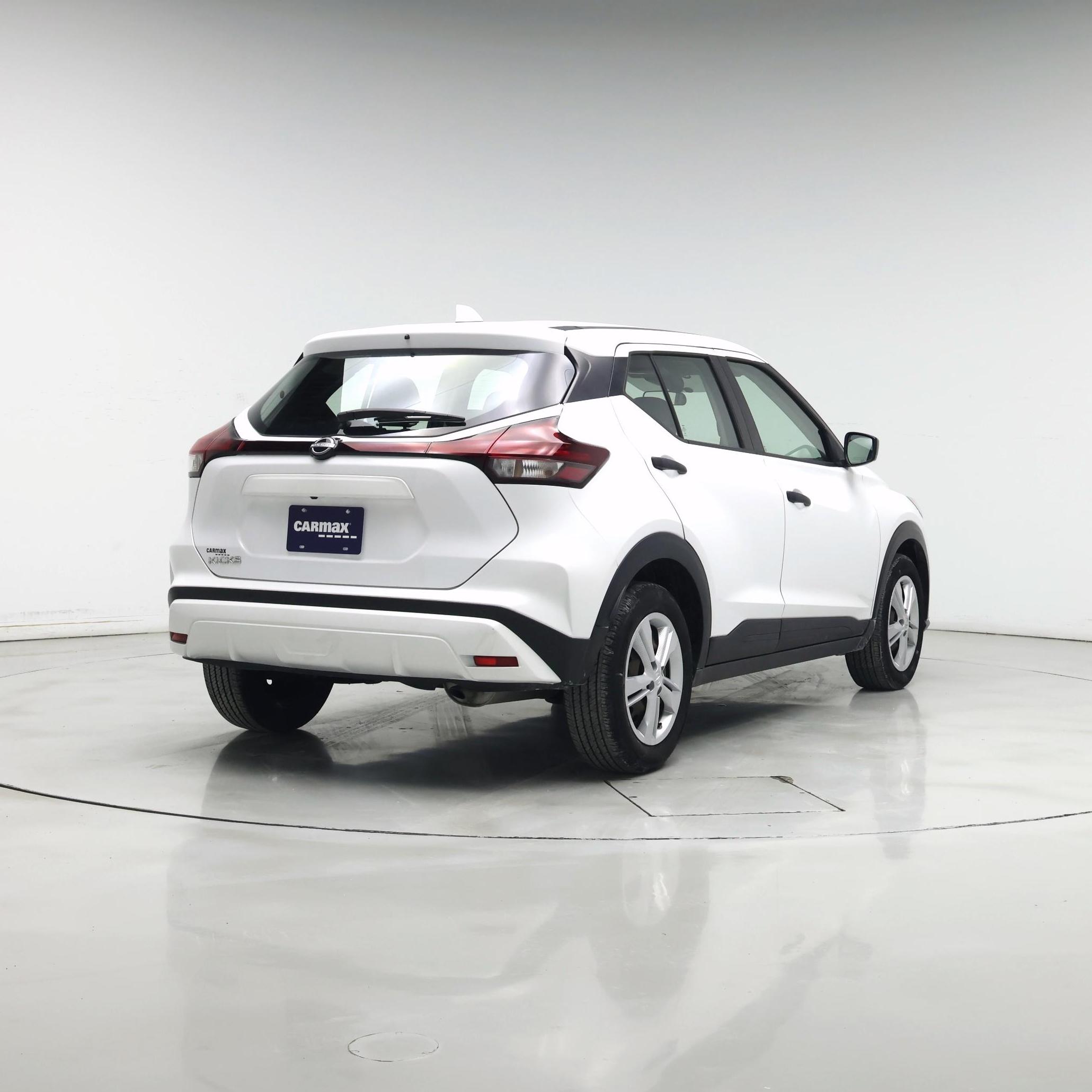 Thumbnail: 2022 Nissan Kicks - 8