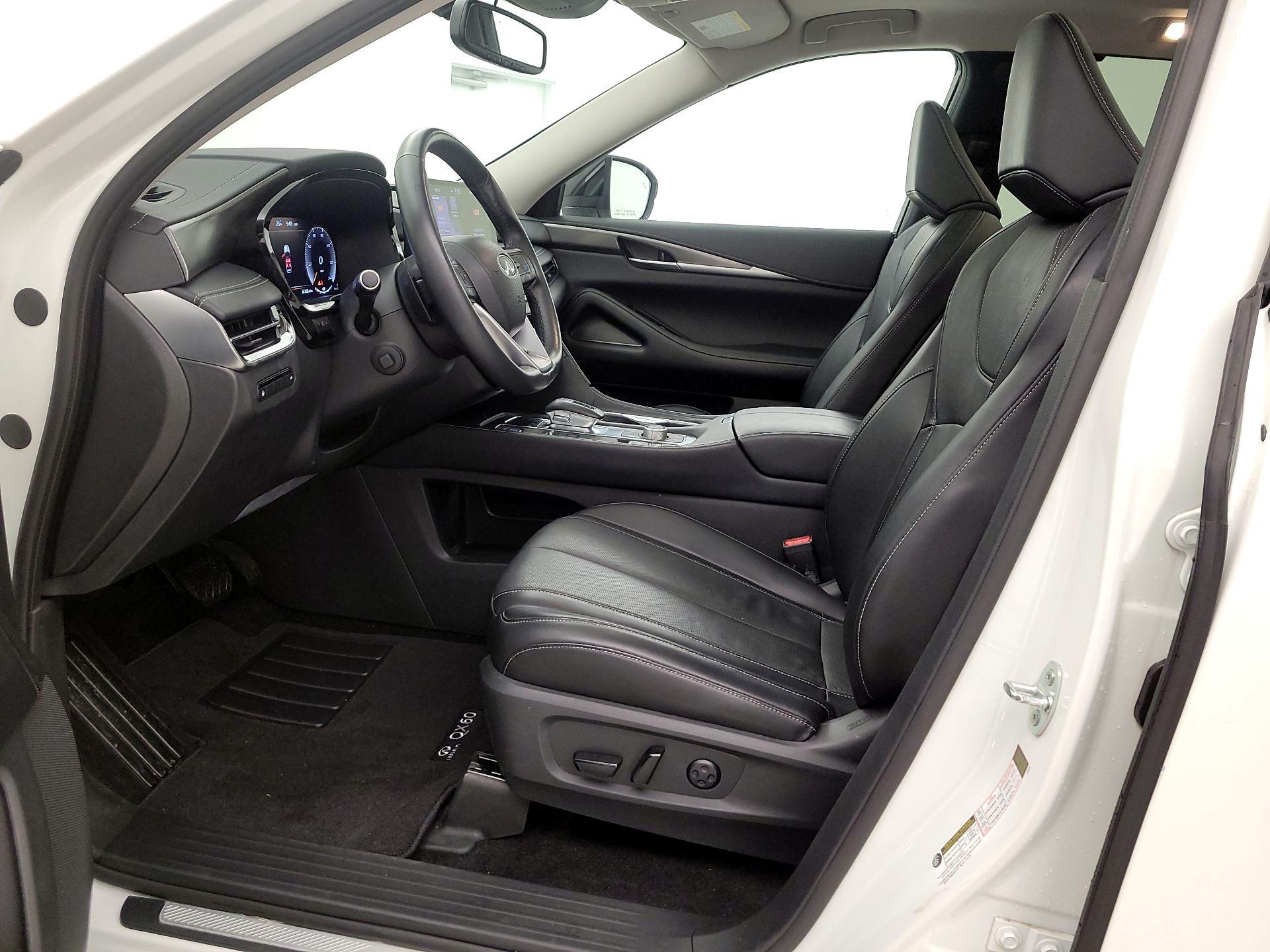 Thumbnail: 2022 INFINITI QX60 - 11