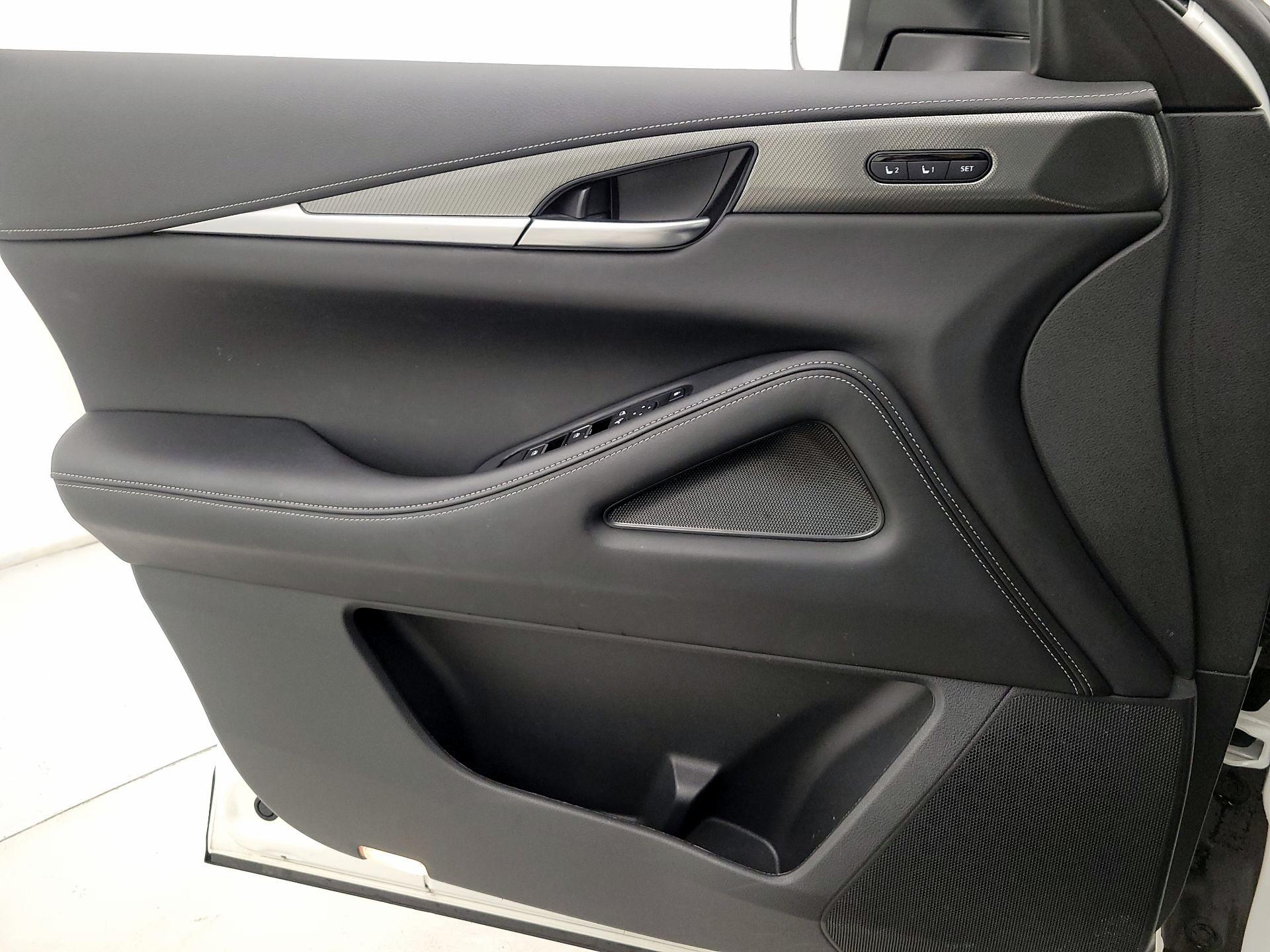 Thumbnail: 2022 INFINITI QX60 - 12