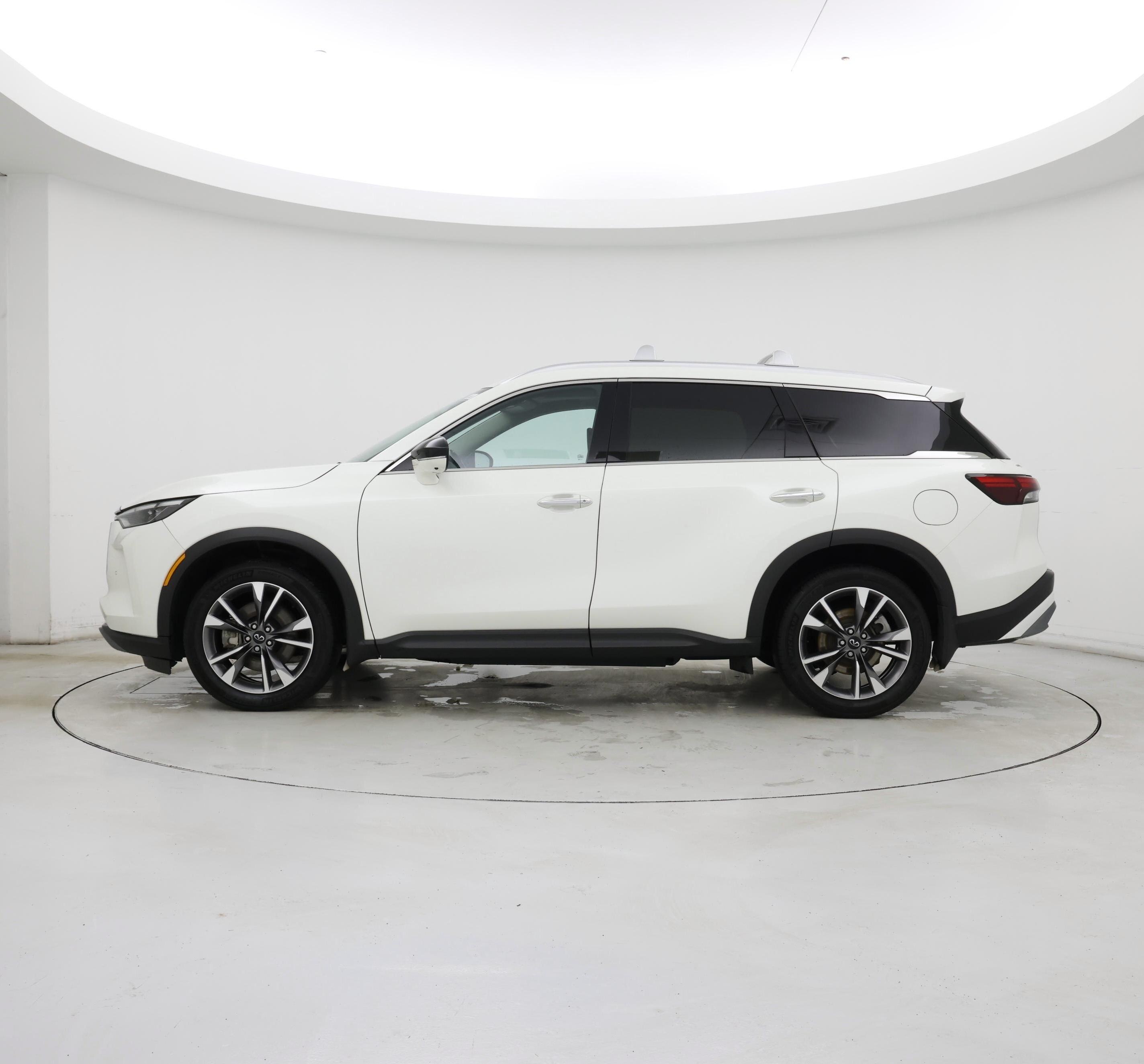 Thumbnail: 2022 INFINITI QX60 - 3