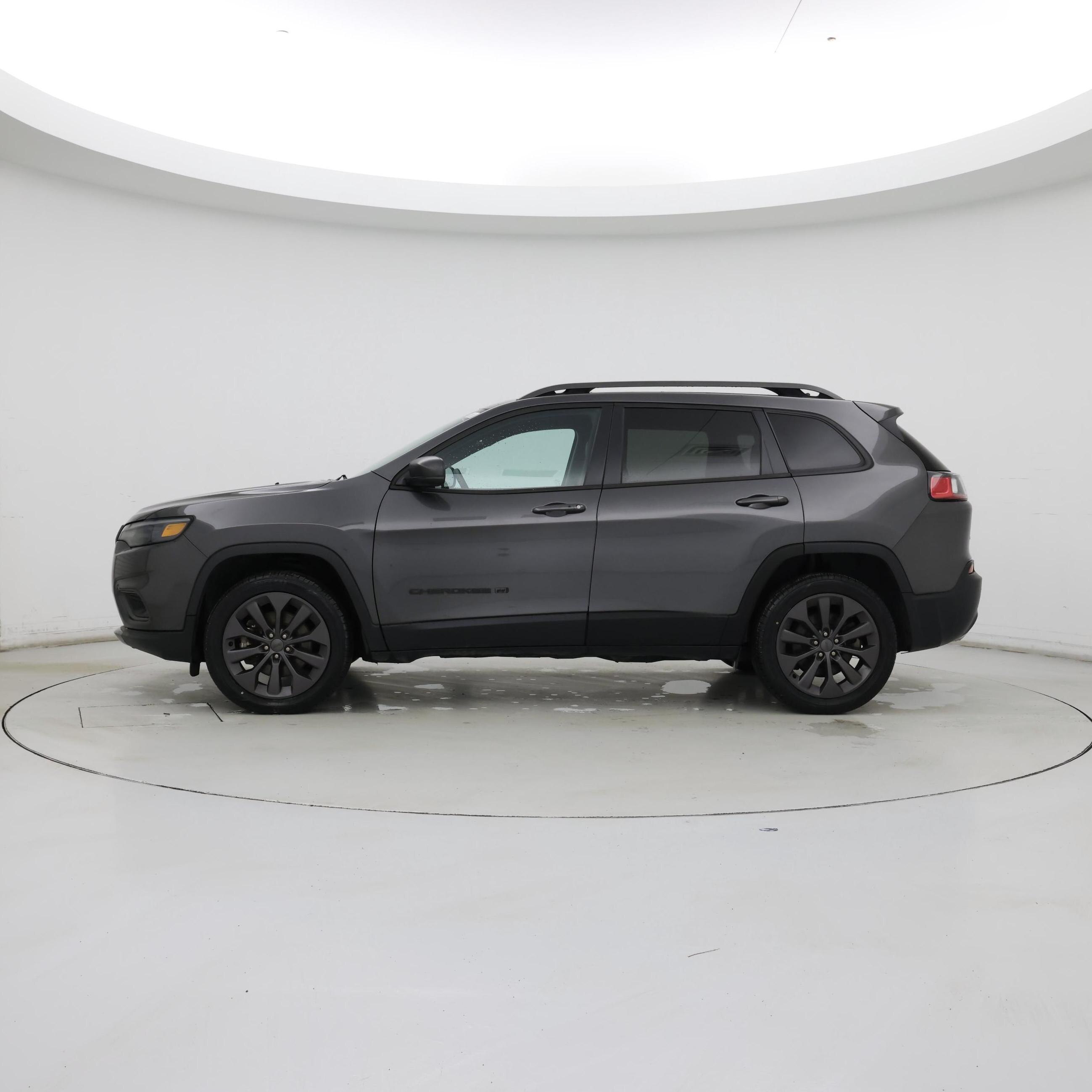 Thumbnail: 2021 Jeep Cherokee - 3