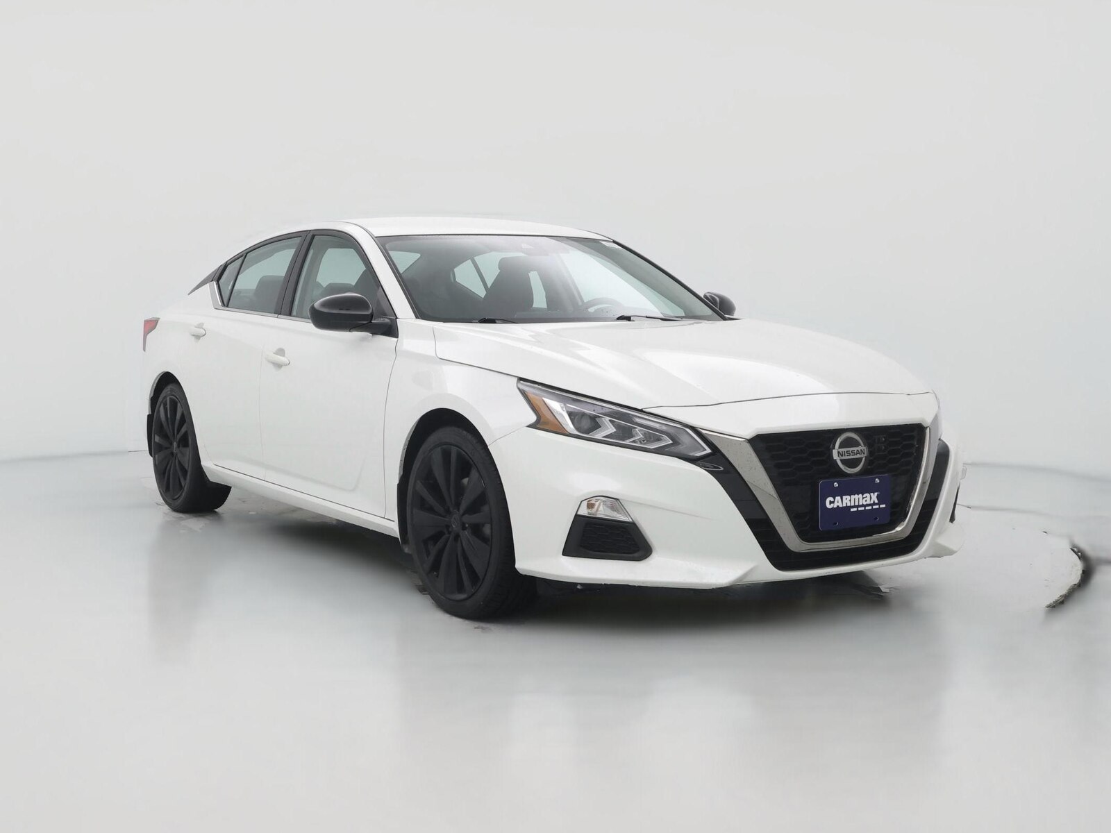 2022 Nissan Altima SR