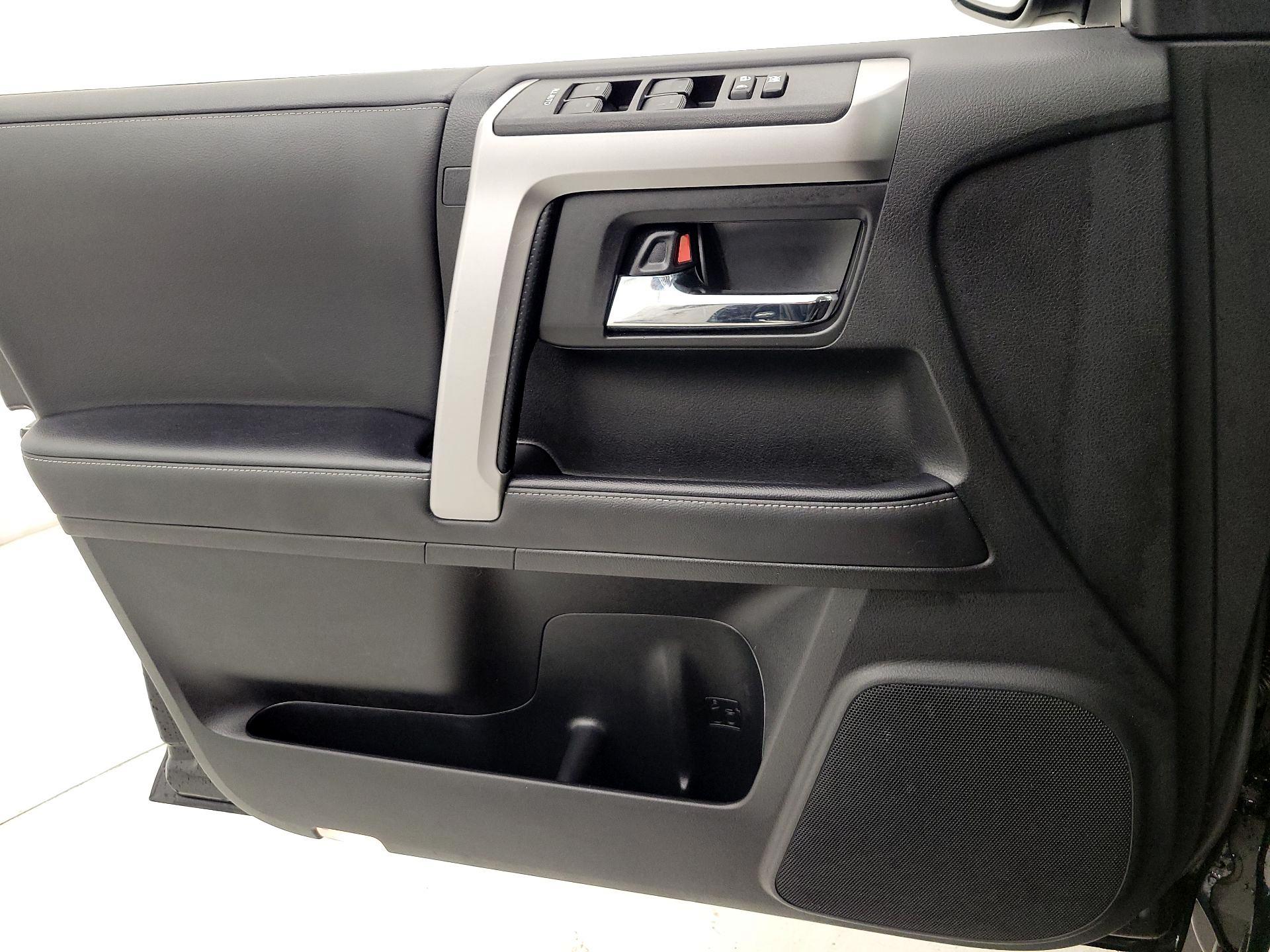 Thumbnail: 2024 Toyota 4Runner - 12