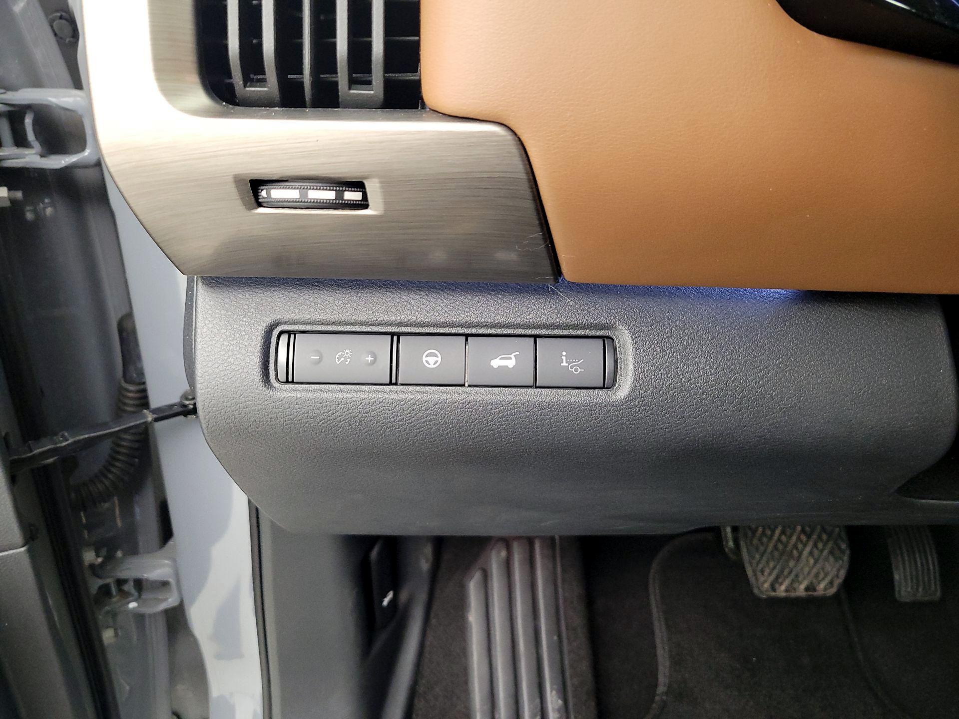 Thumbnail: 2023 Nissan Pathfinder - 13