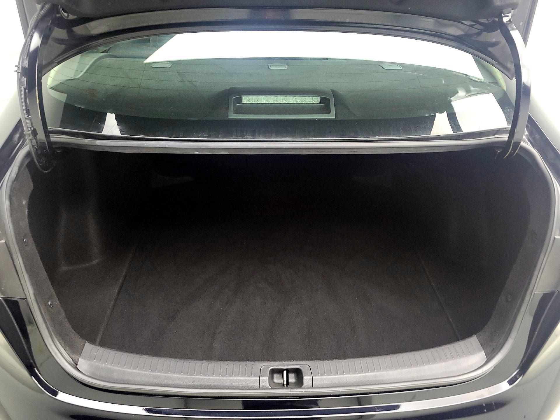 Thumbnail: 2024 Toyota Corolla - 18