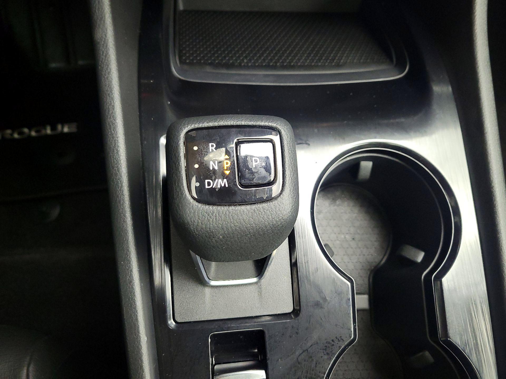 Thumbnail: 2023 Nissan Rogue - 15