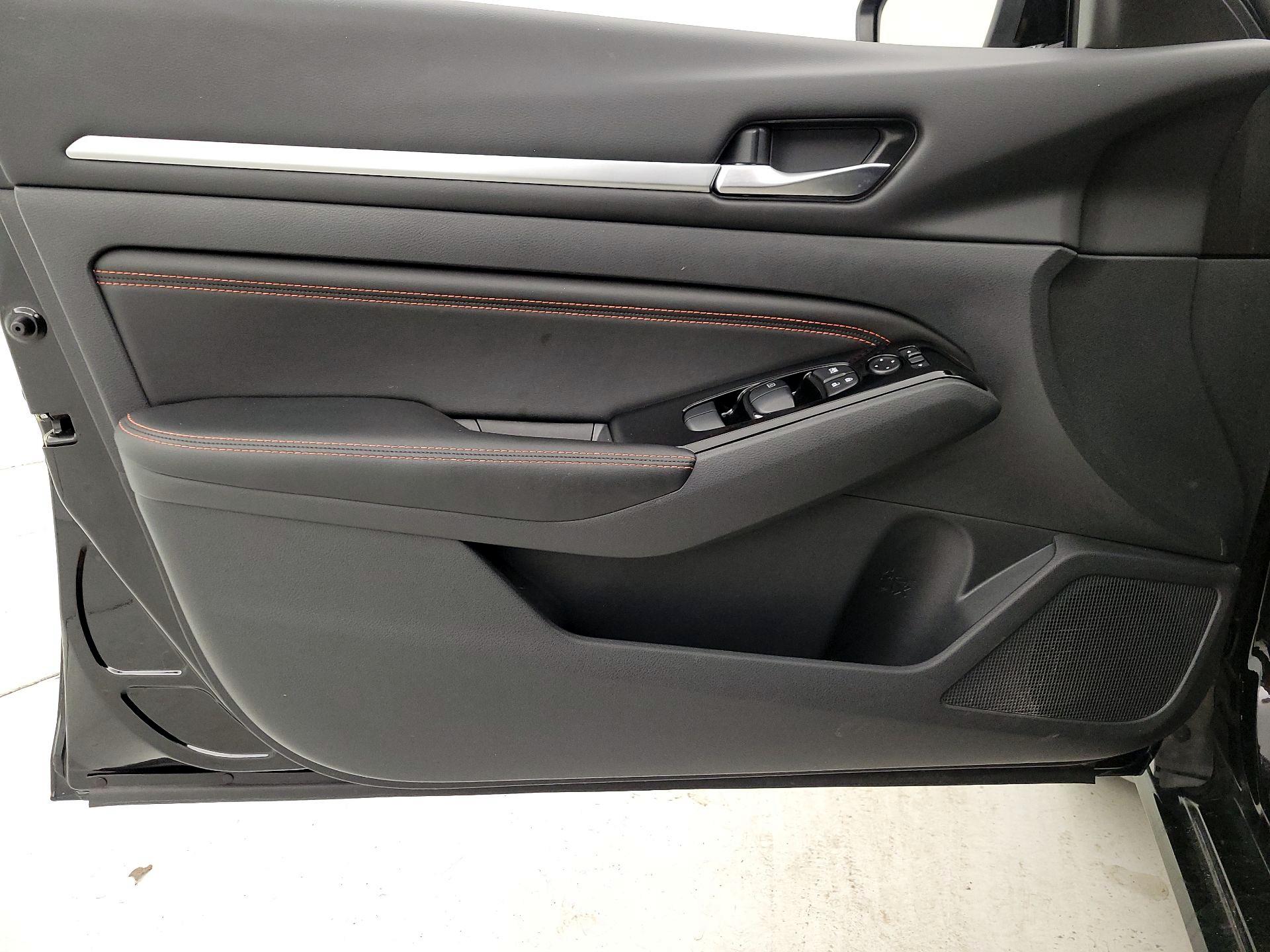 Thumbnail: 2023 Nissan Altima - 12