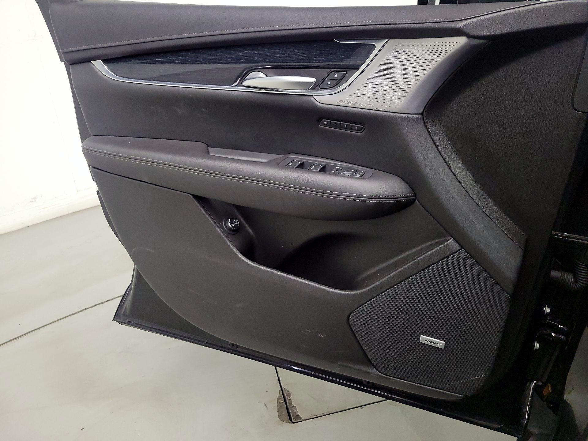 Thumbnail: 2025 Cadillac XT5 - 12