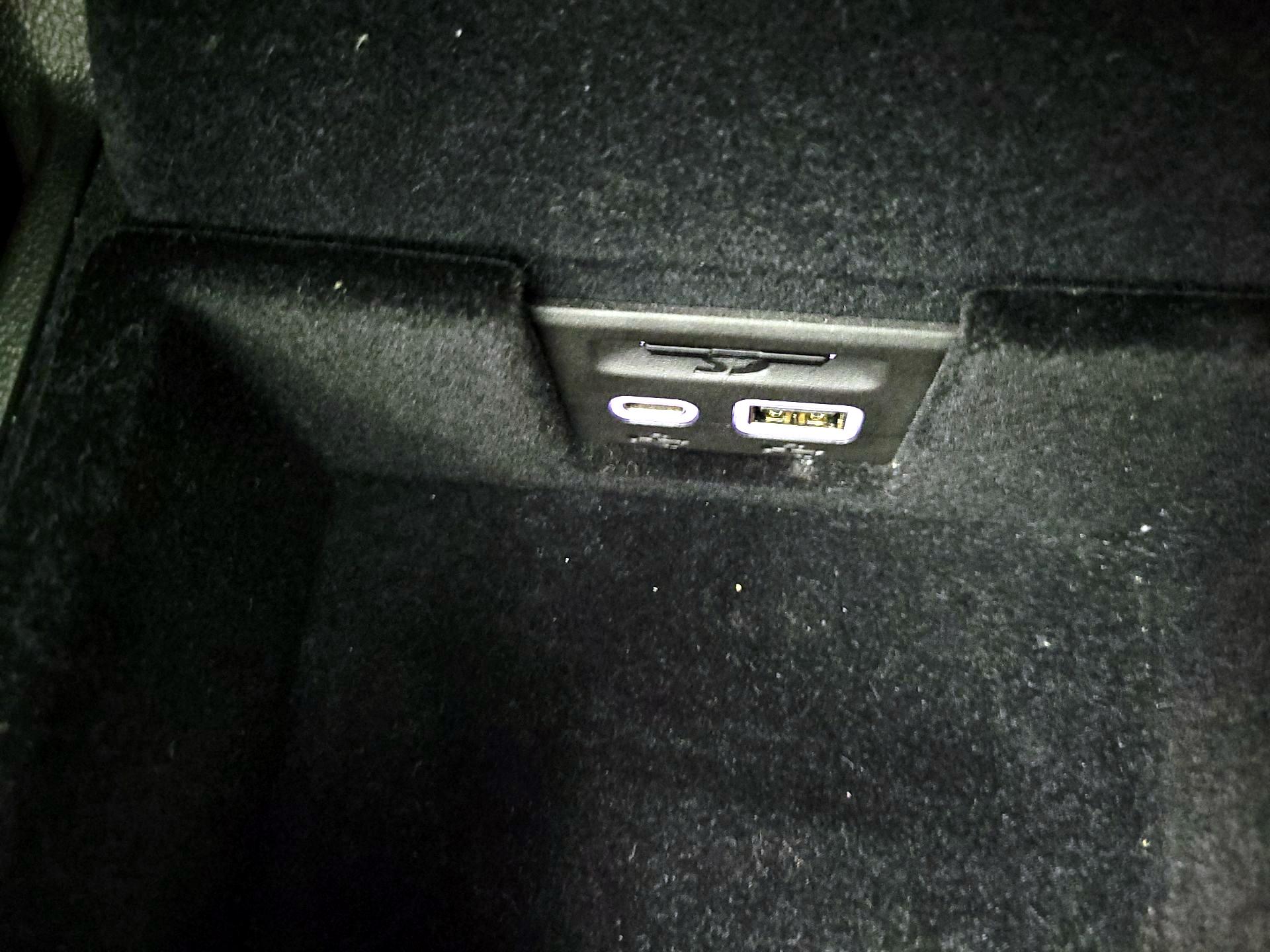 Thumbnail: 2025 Cadillac XT5 - 19