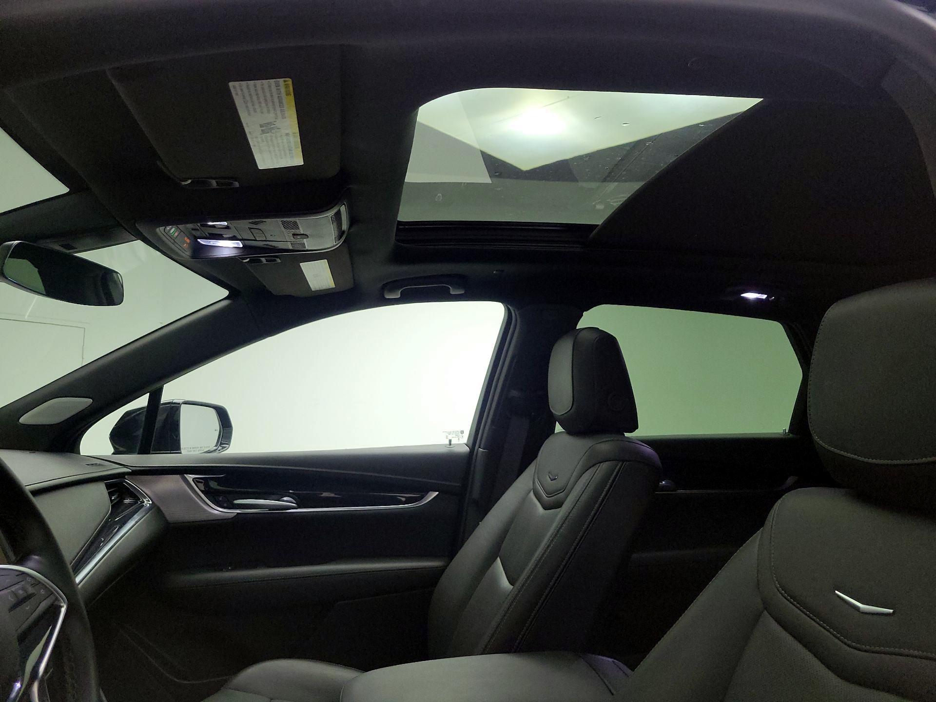 Thumbnail: 2025 Cadillac XT5 - 20