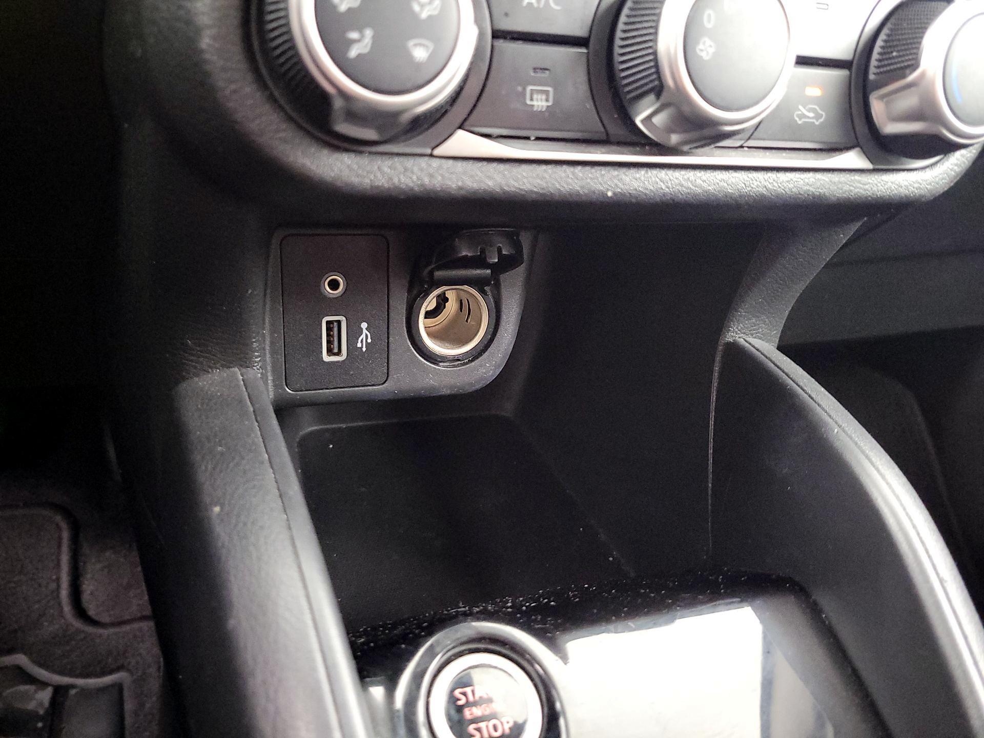 Thumbnail: 2020 Nissan Versa - 18