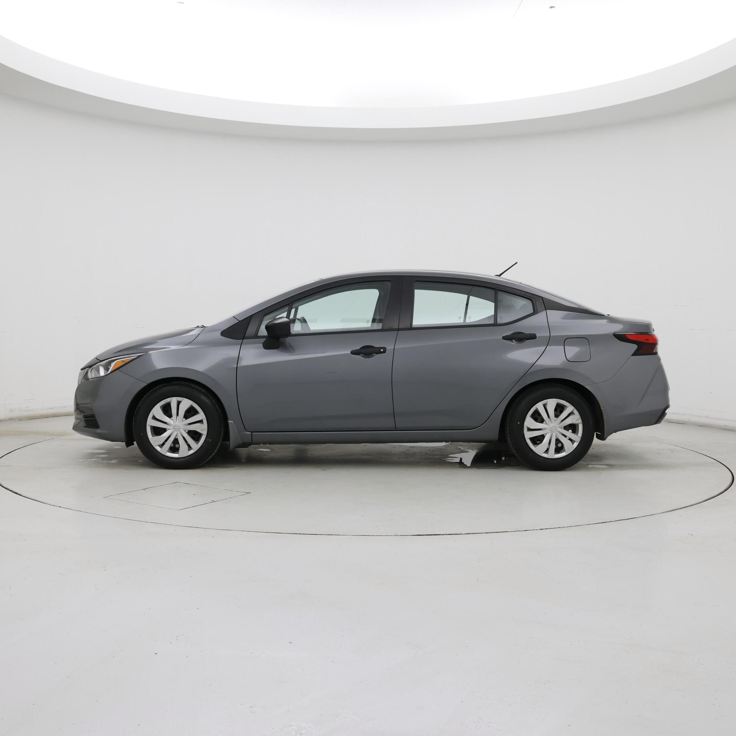 Thumbnail: 2020 Nissan Versa - 3